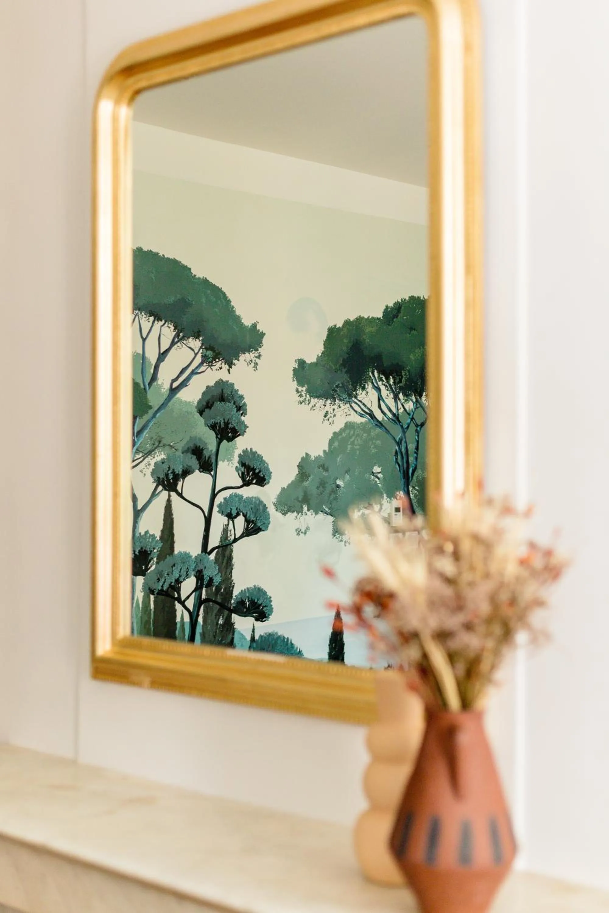 Decorative detail in UNE HISTOIRE DE FAMILLE