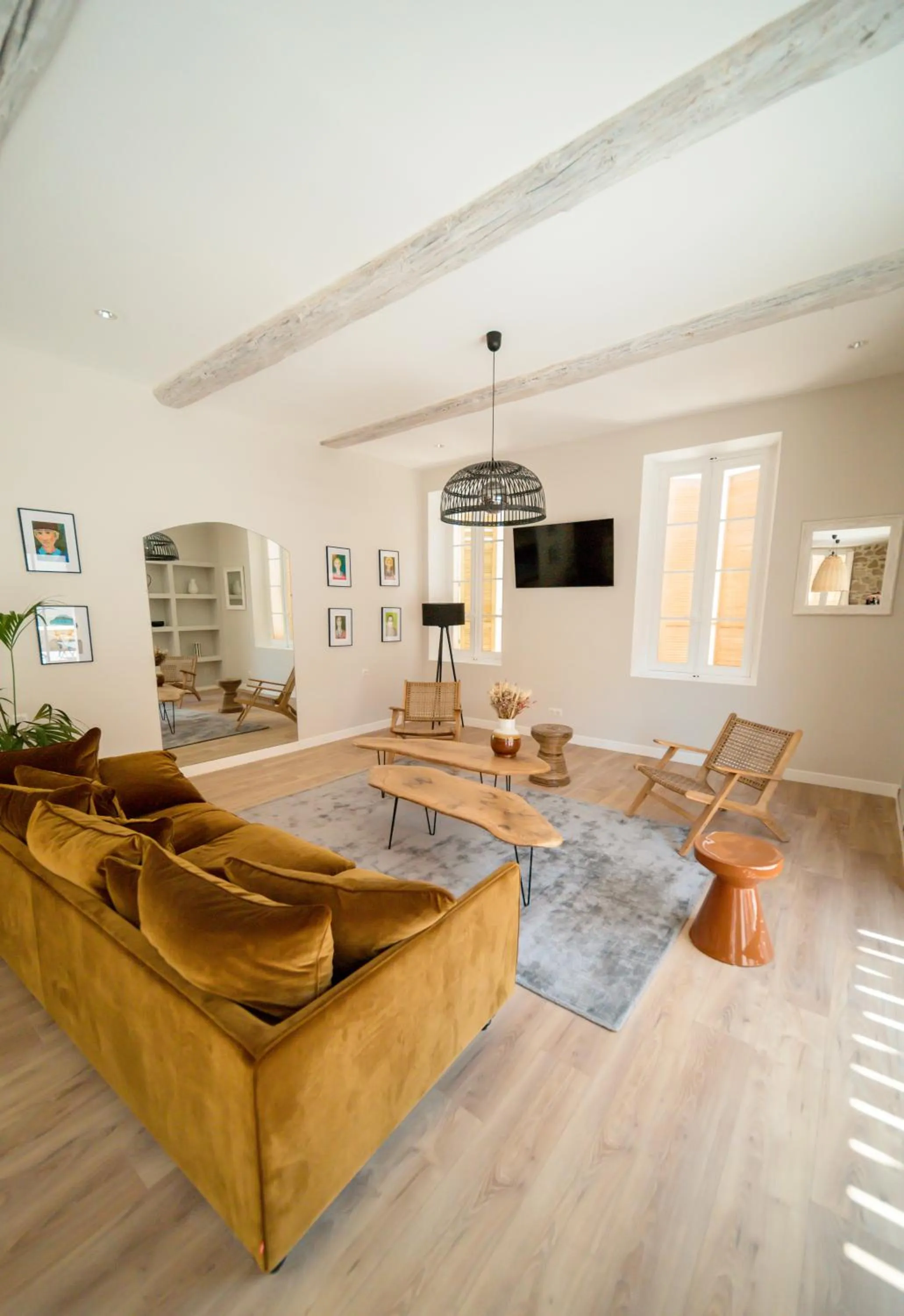 Living room in UNE HISTOIRE DE FAMILLE