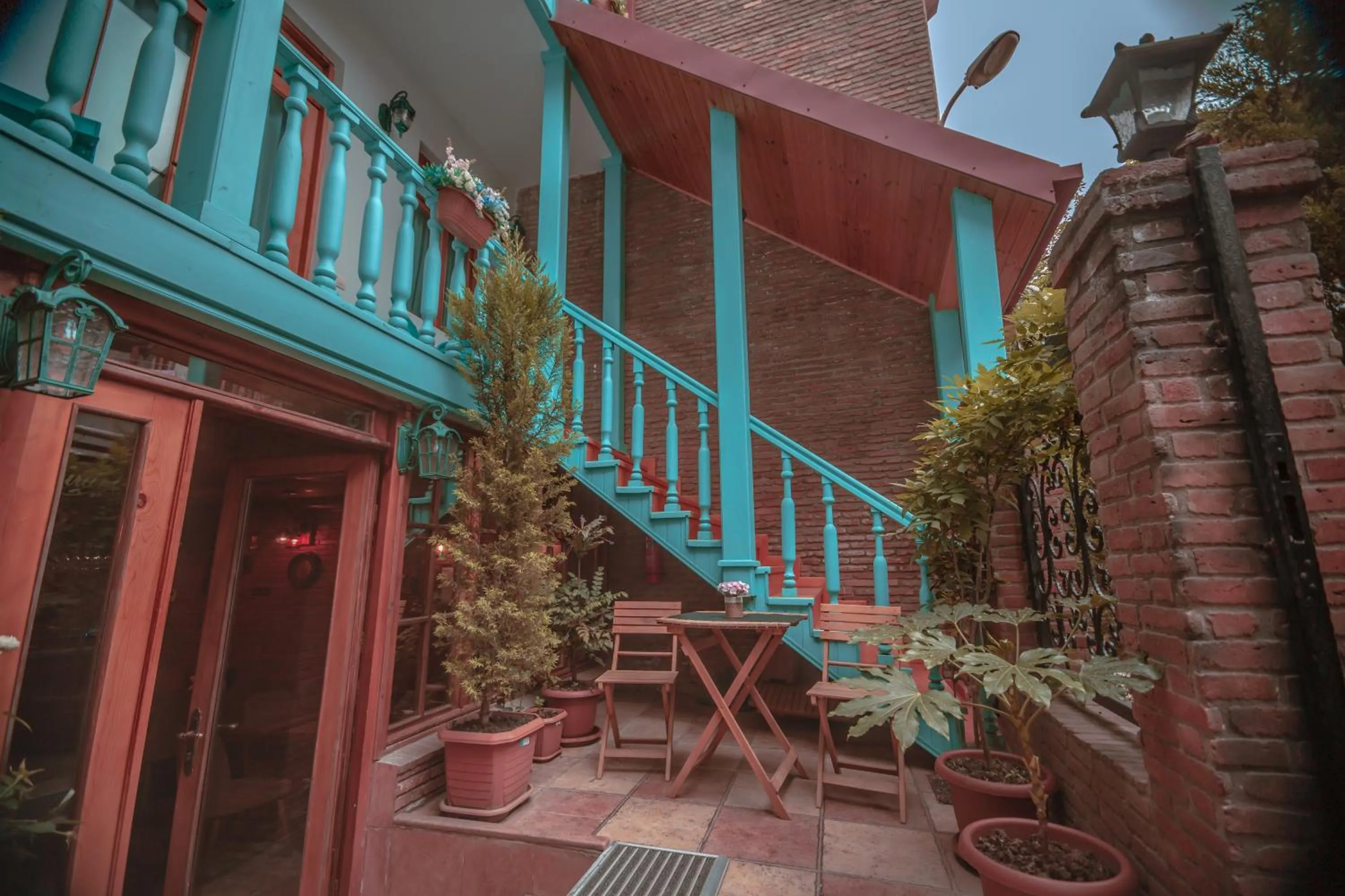 Property building in MUSMORE Boutique Hotel