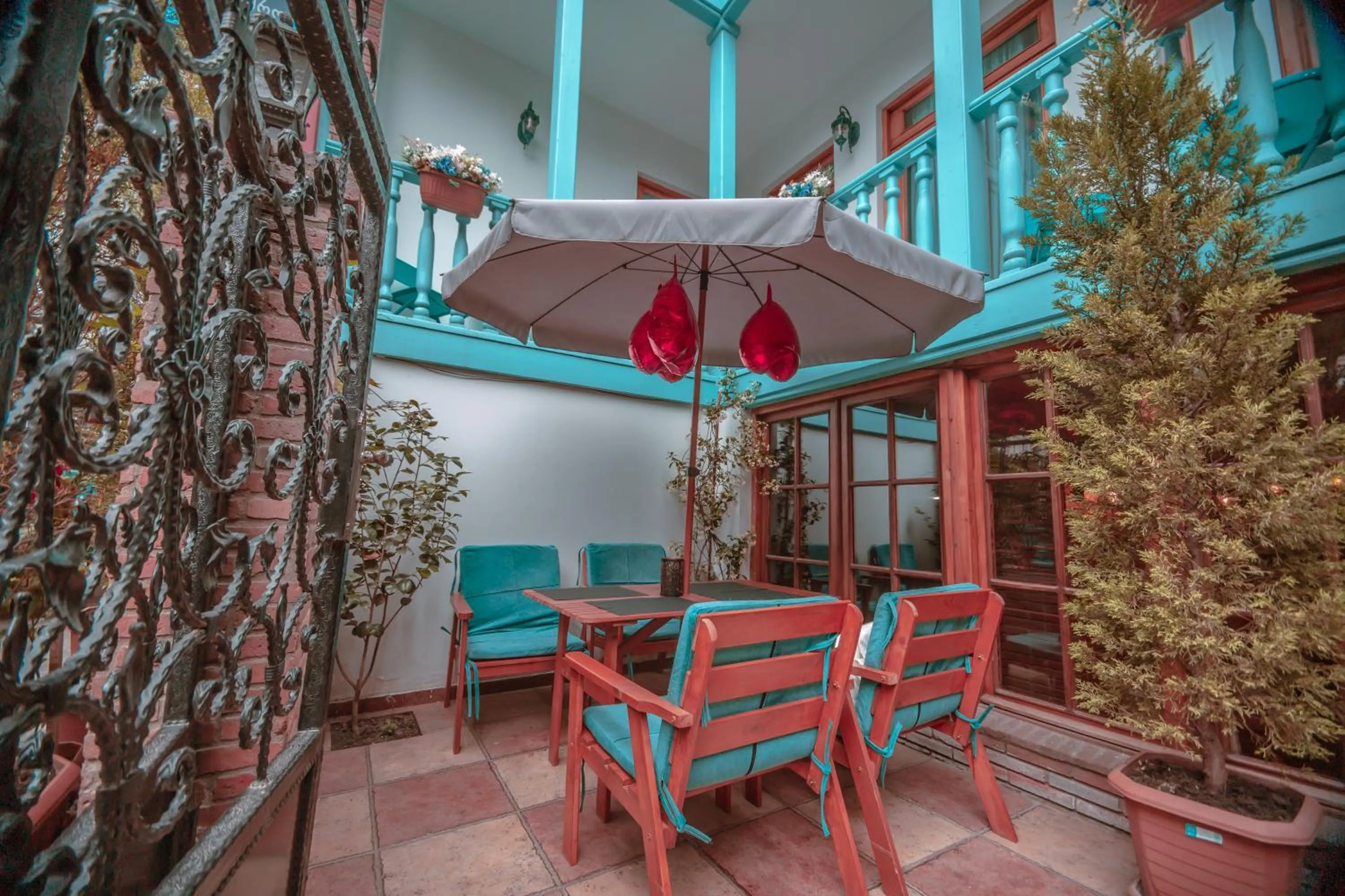 Seating area in MUSMORE Boutique Hotel