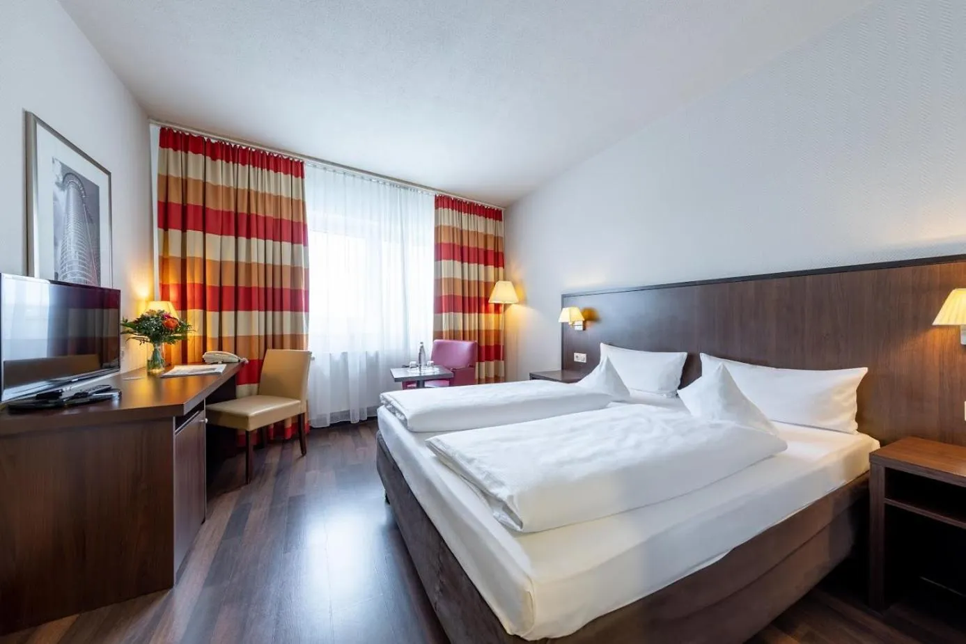 Bed in Trip Inn Frankfurt Nordwestzentrum