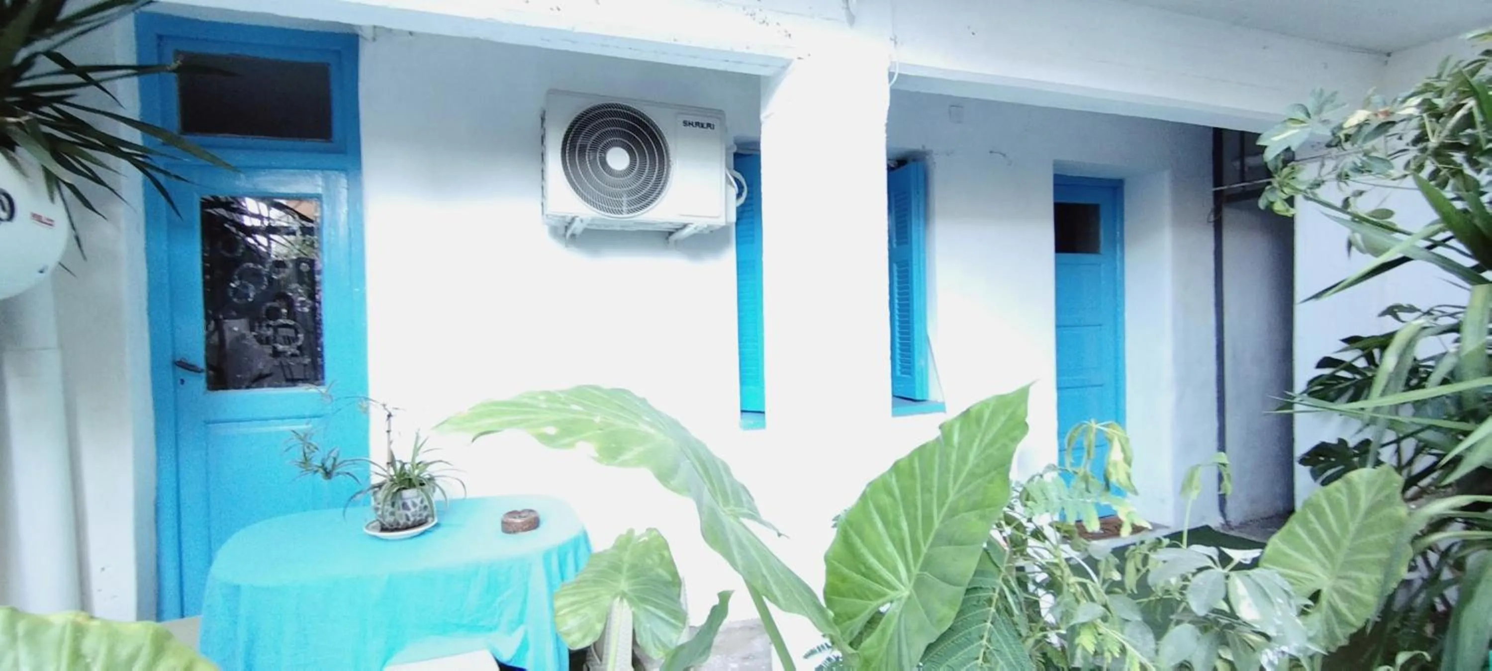 Cozy room in quiet neighbourhood