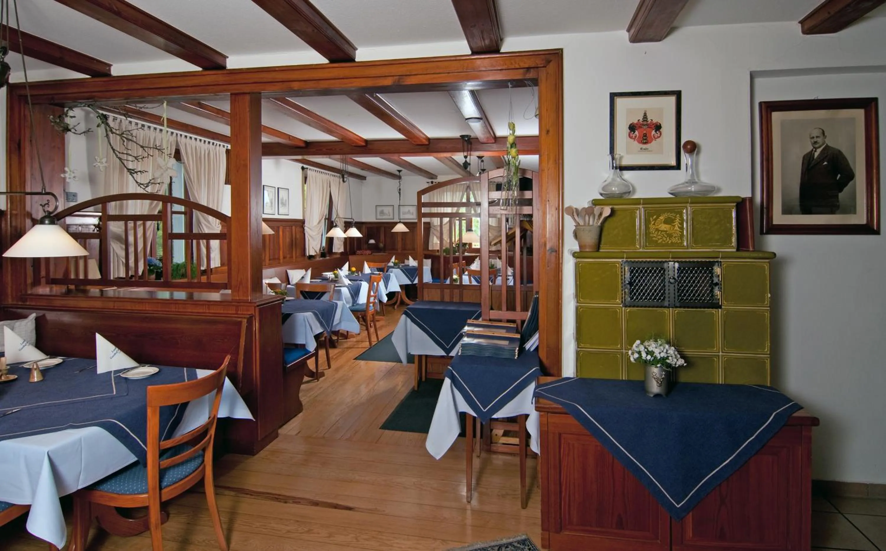 Restaurant/places to eat in Gasthof Landhotel Hirsch