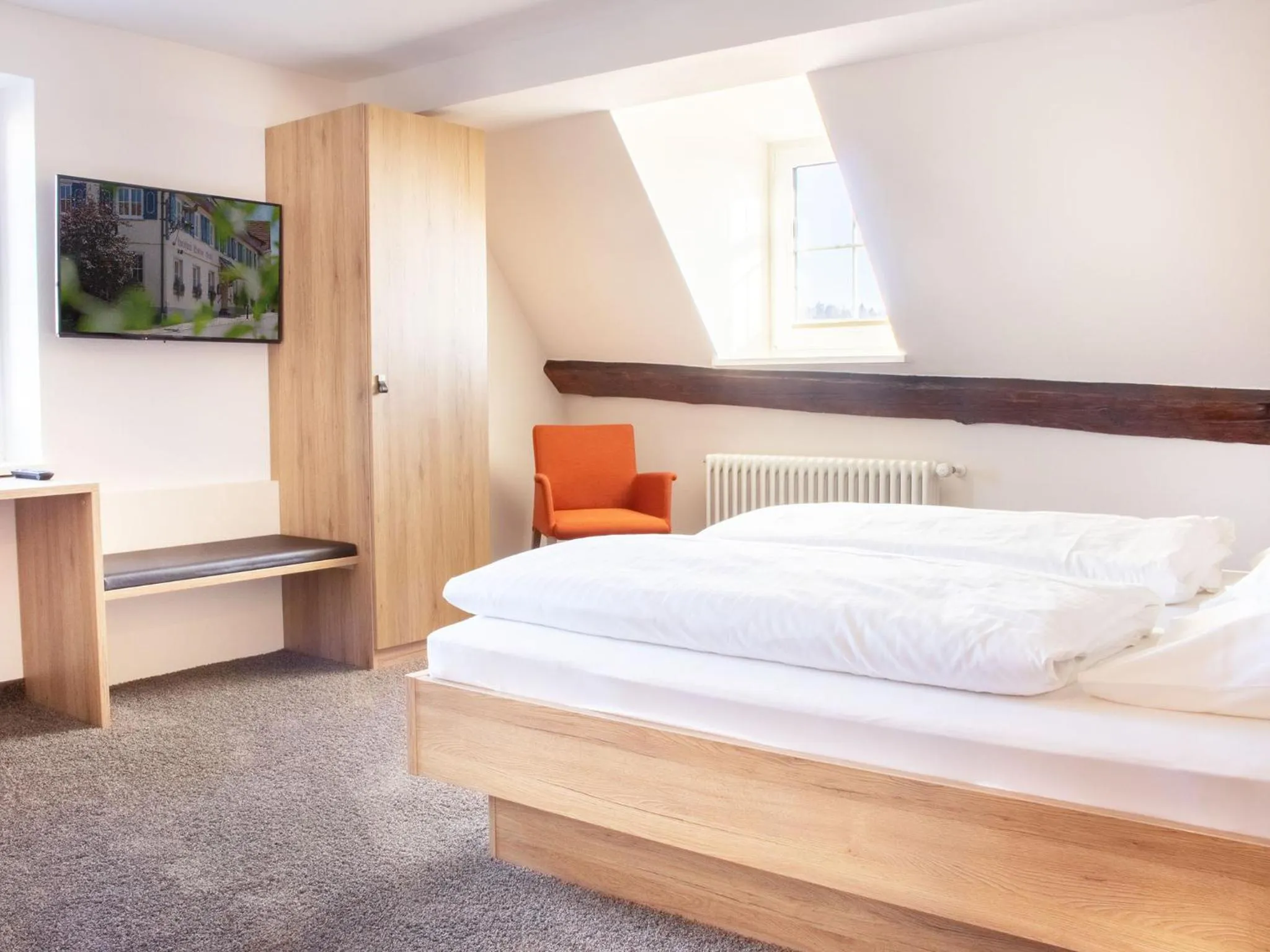 Photo of the whole room, Bed in Gasthof Landhotel Hirsch