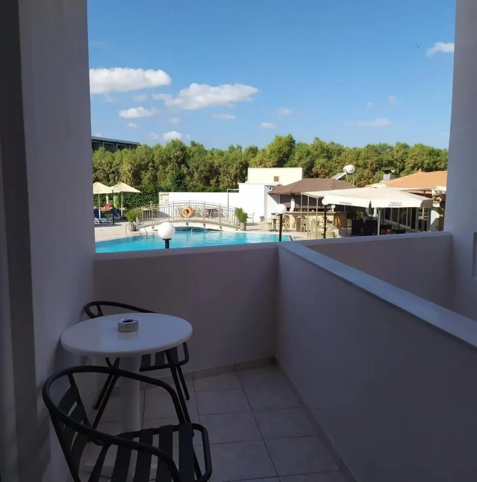Inner courtyard view in Sole Mare Seaside Apartments