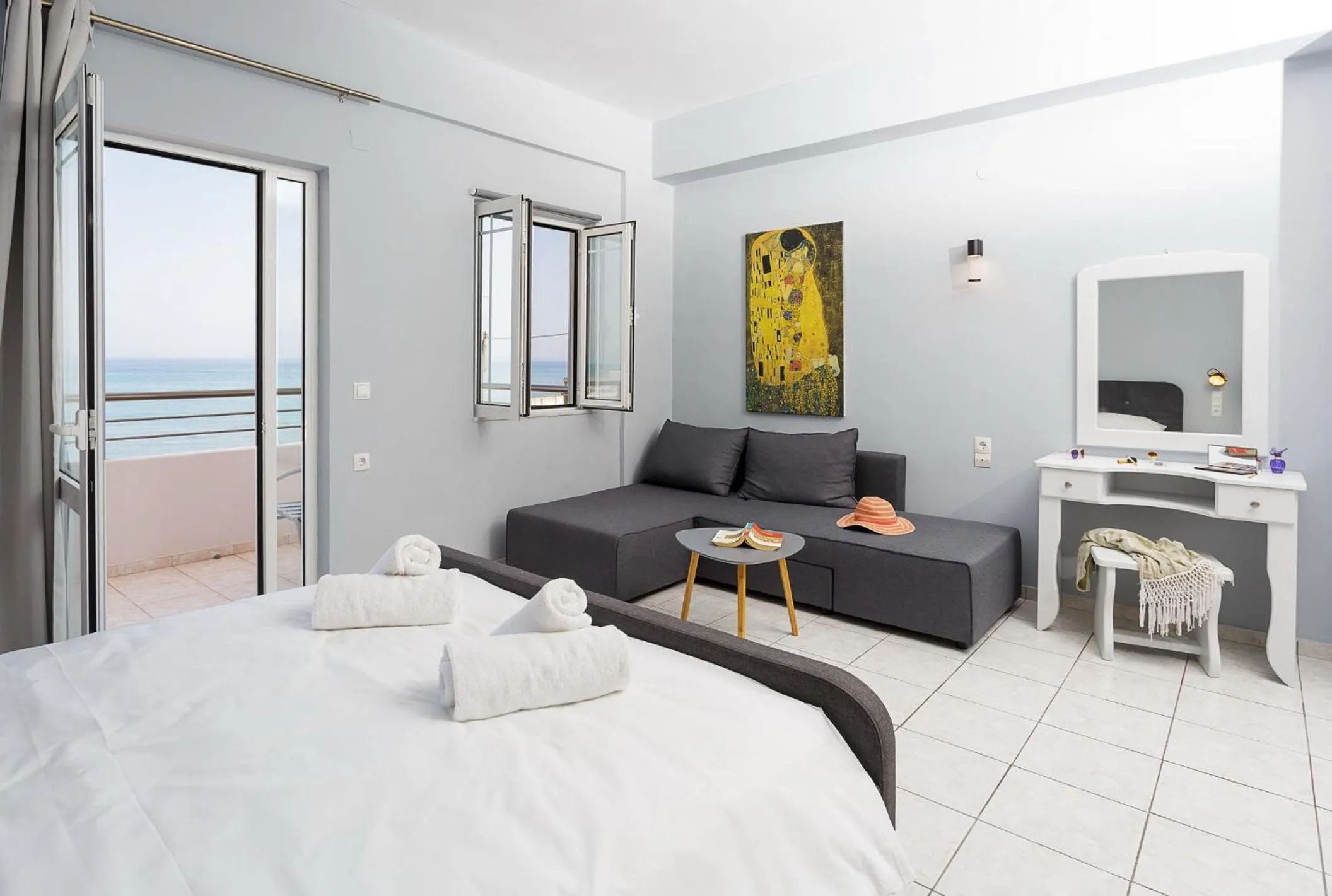 Photo of the whole room in Sole Mare Seaside Apartments
