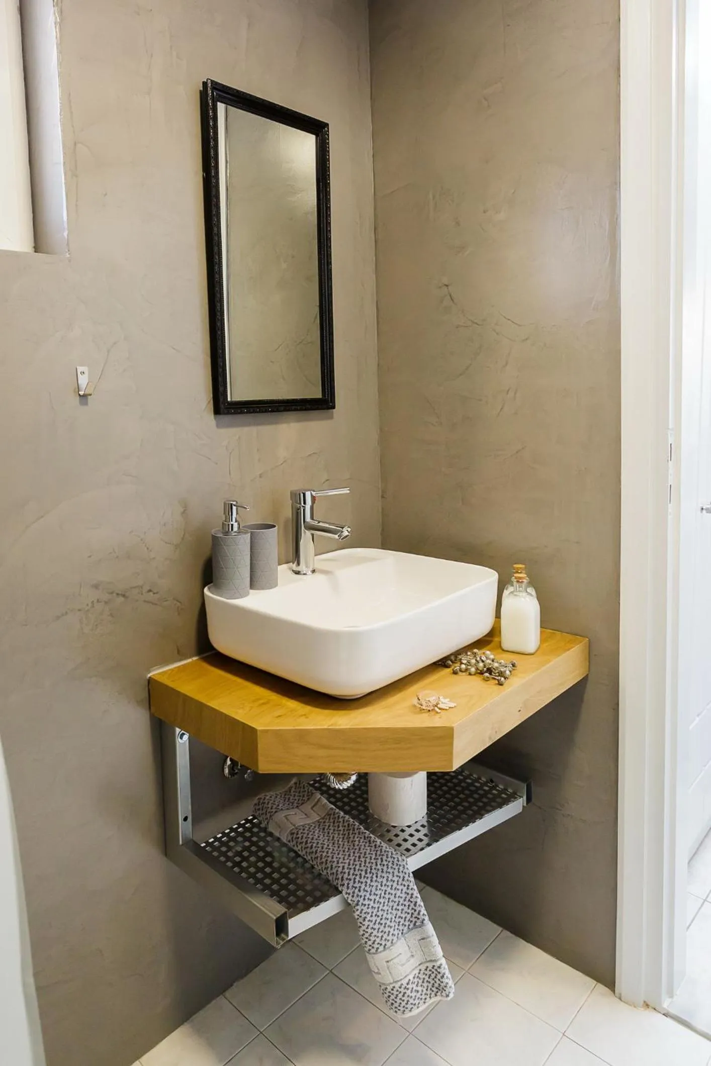 Bathroom in Sole Mare Seaside Apartments