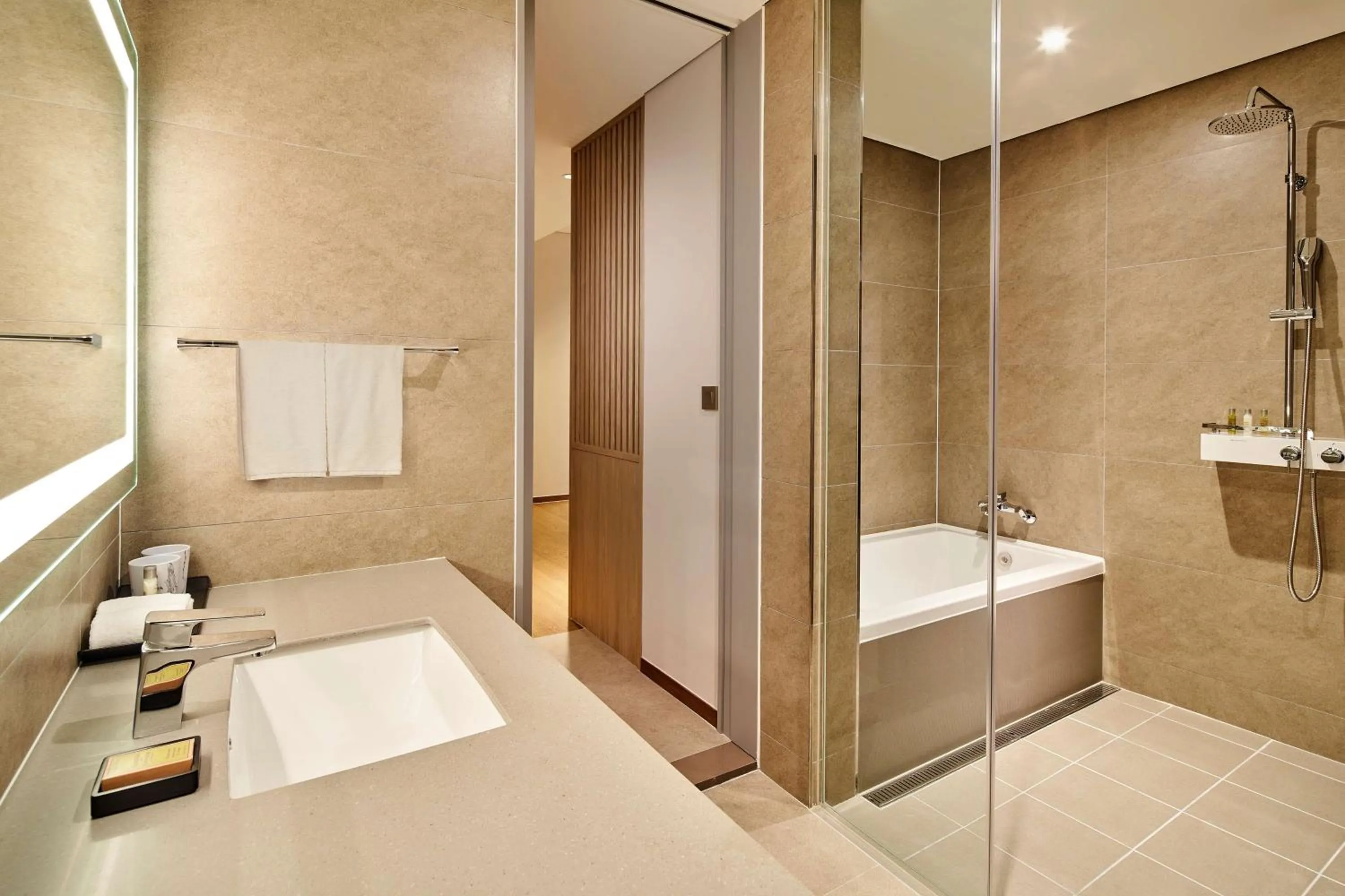 Bathroom in Hilton Garden Inn Seoul Gangnam