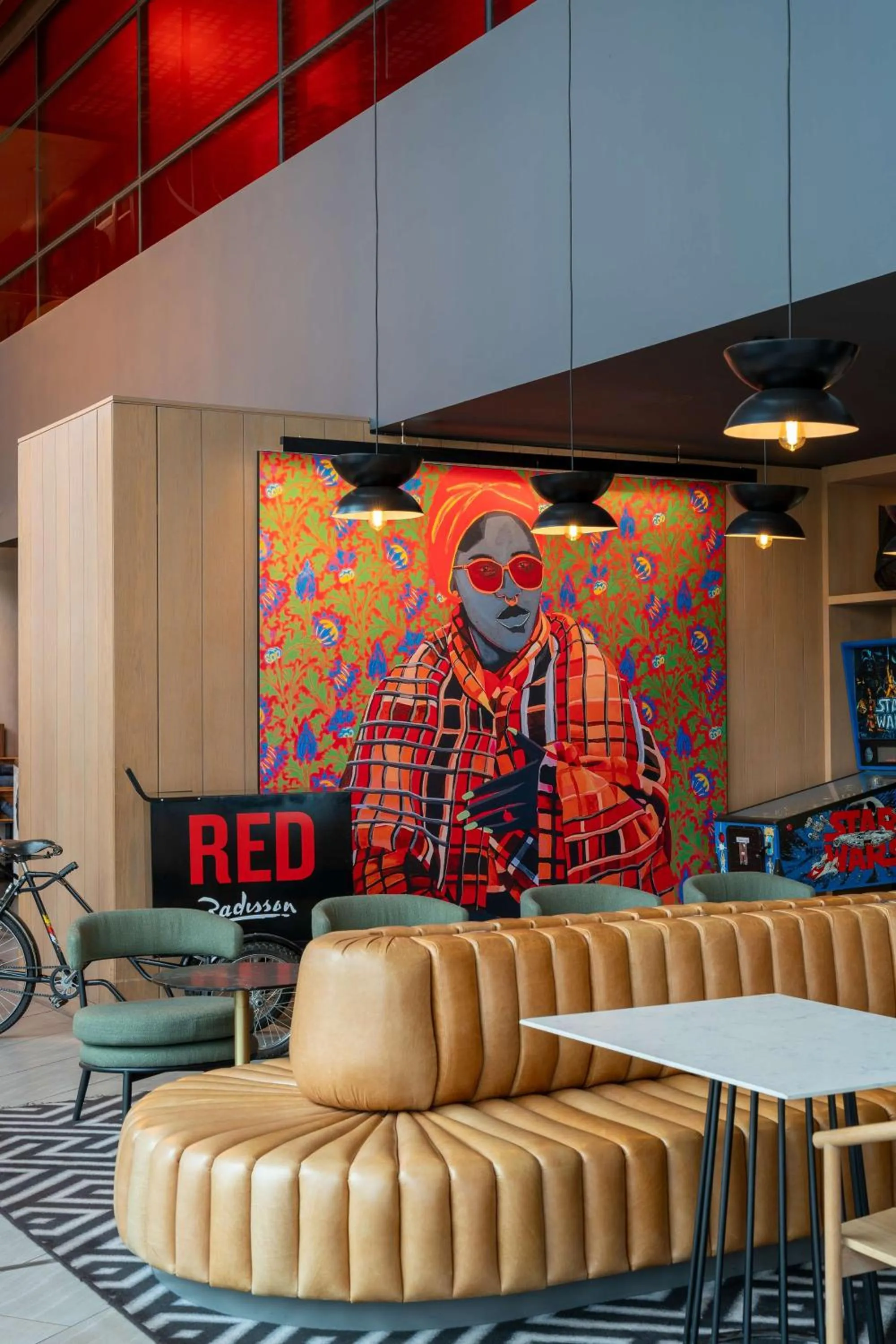 Restaurant/places to eat in Radisson RED Hotel Johannesburg Rosebank