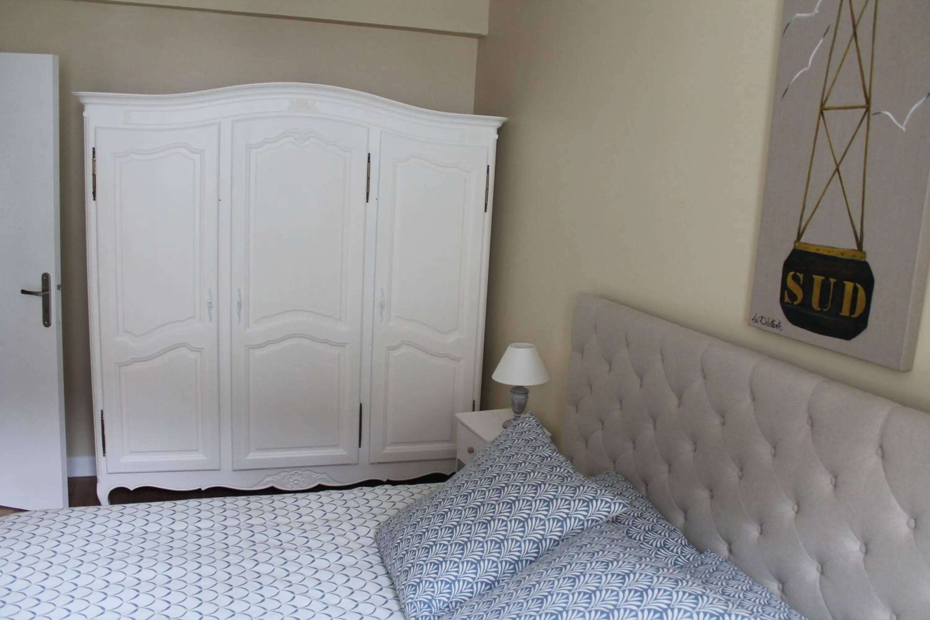 Bed in Duc de Bretagne Luxury Apparthotel