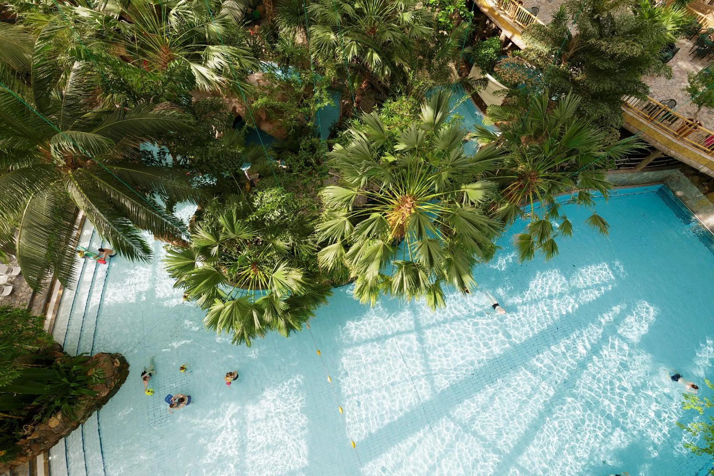 Swimming pool in Center Parcs Bispinger Lüneburger Heide