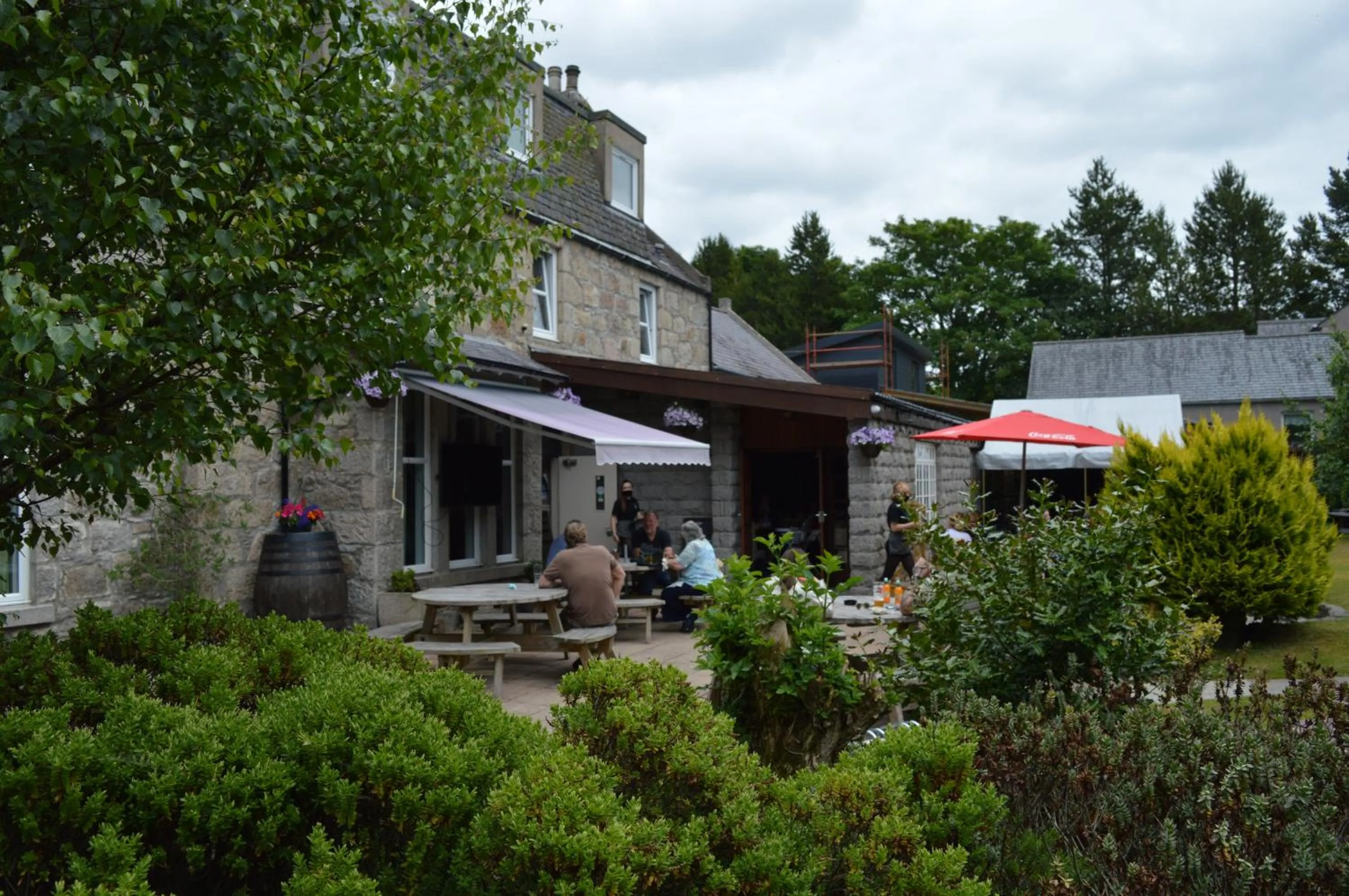 Restaurant/places to eat in Bennachie Lodge Hotel in Kemnay