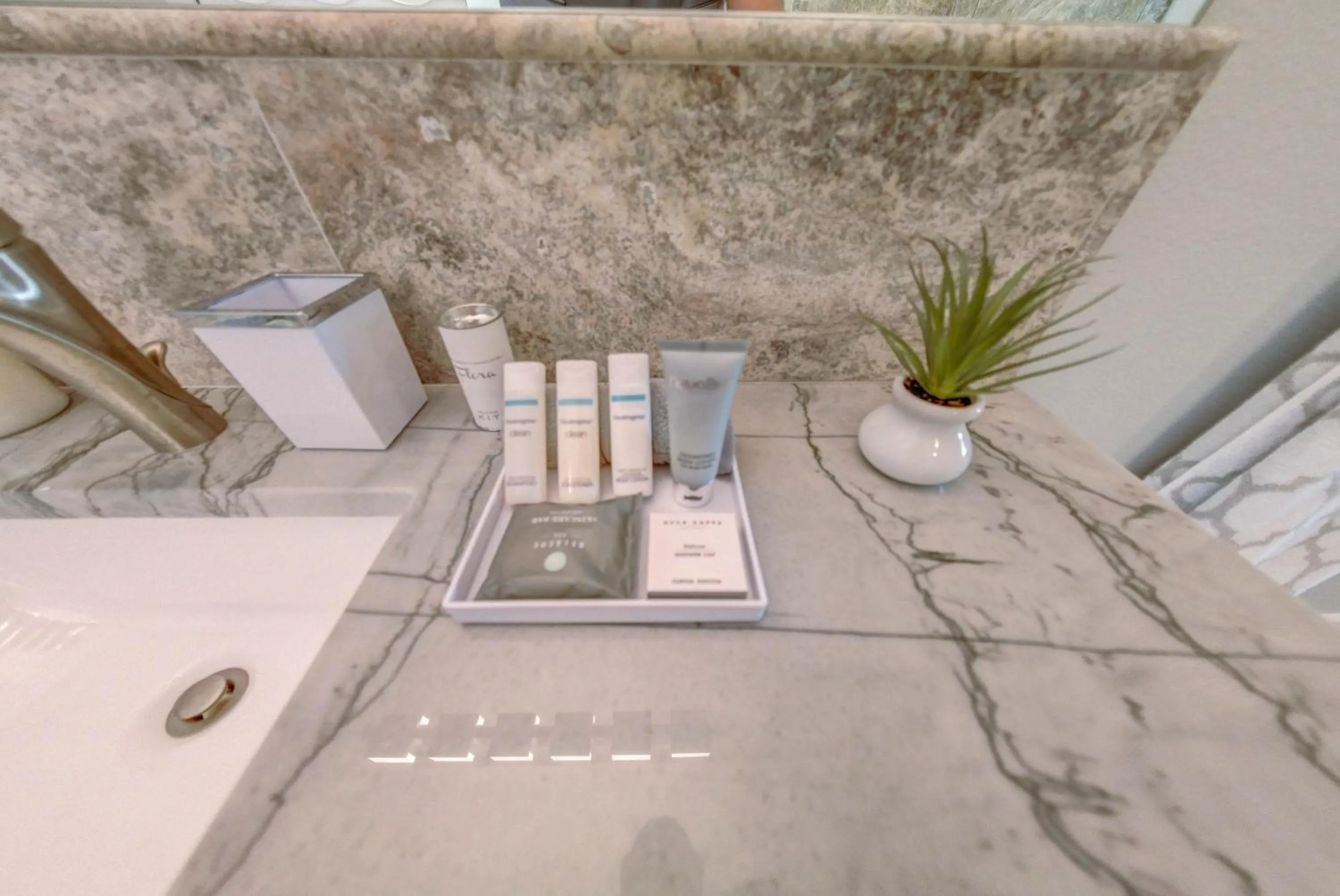 Villa Nautilus New Lux 3 Story Pool Hot Tub Home with Elevator- Steps away from the beach