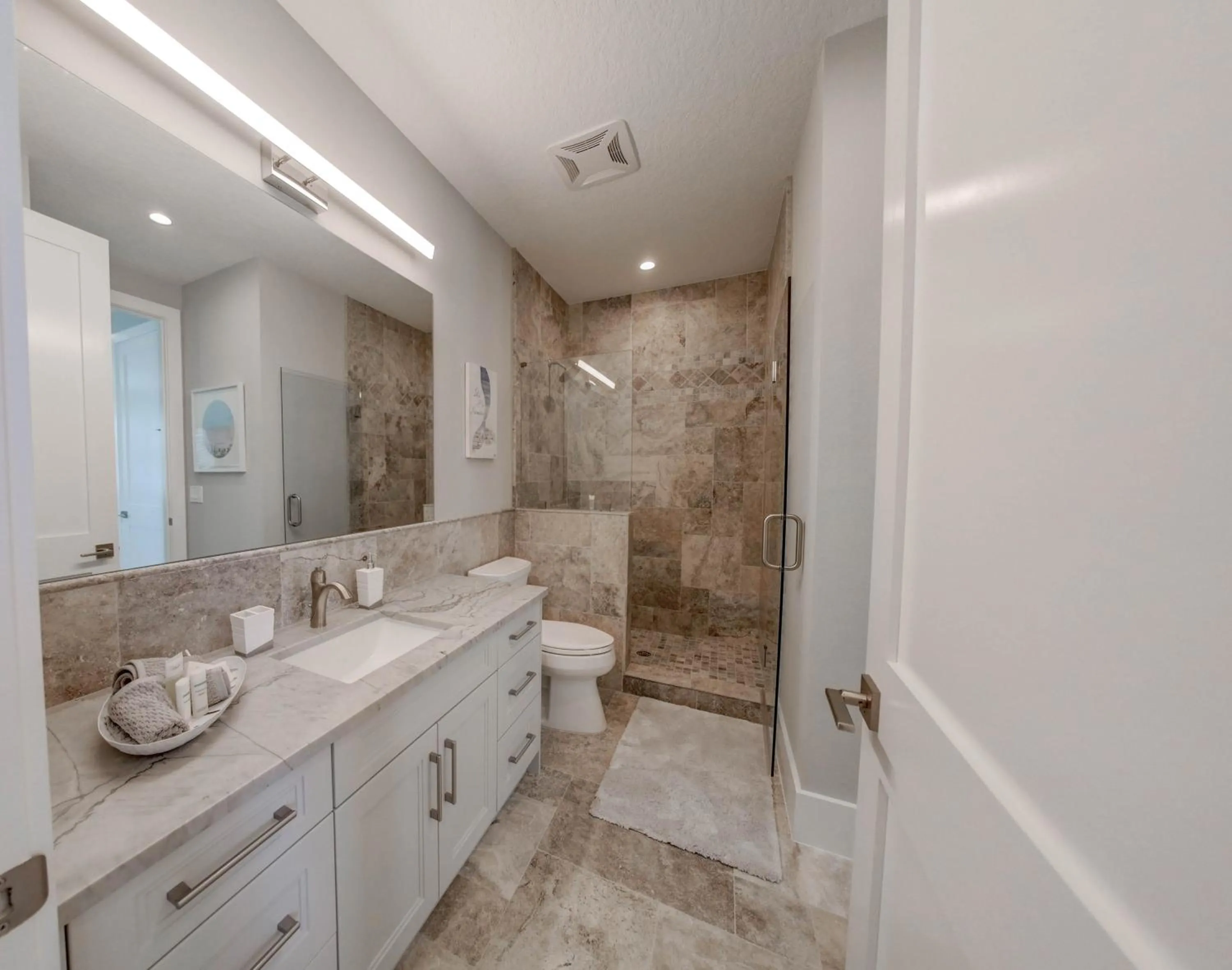 Villa Nautilus New Lux 3 Story Pool Hot Tub Home with Elevator- Steps away from the beach