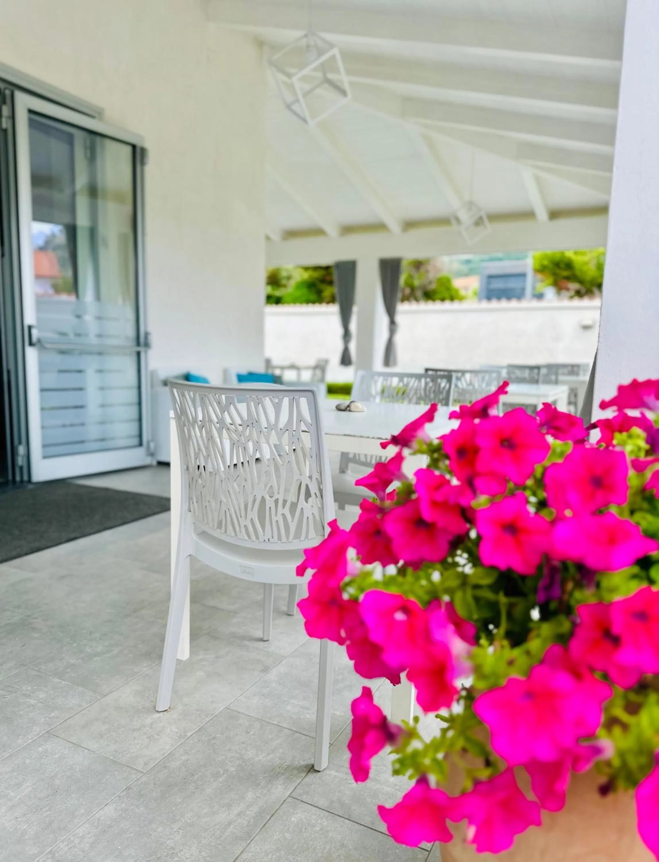 Patio in InVilla Bed&Breakfast - Quality Rooms