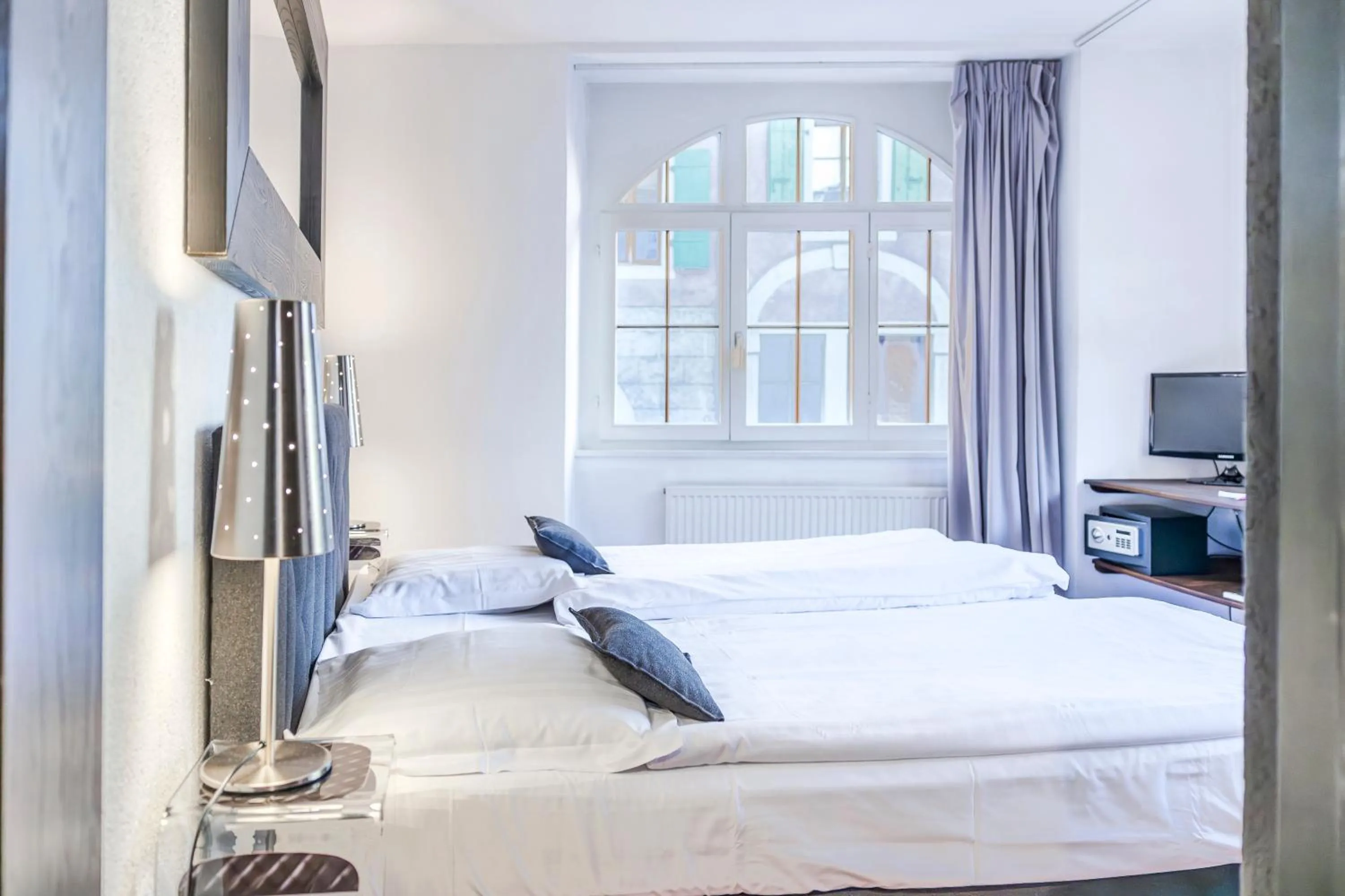 Bed in Tralala Hotel Montreux