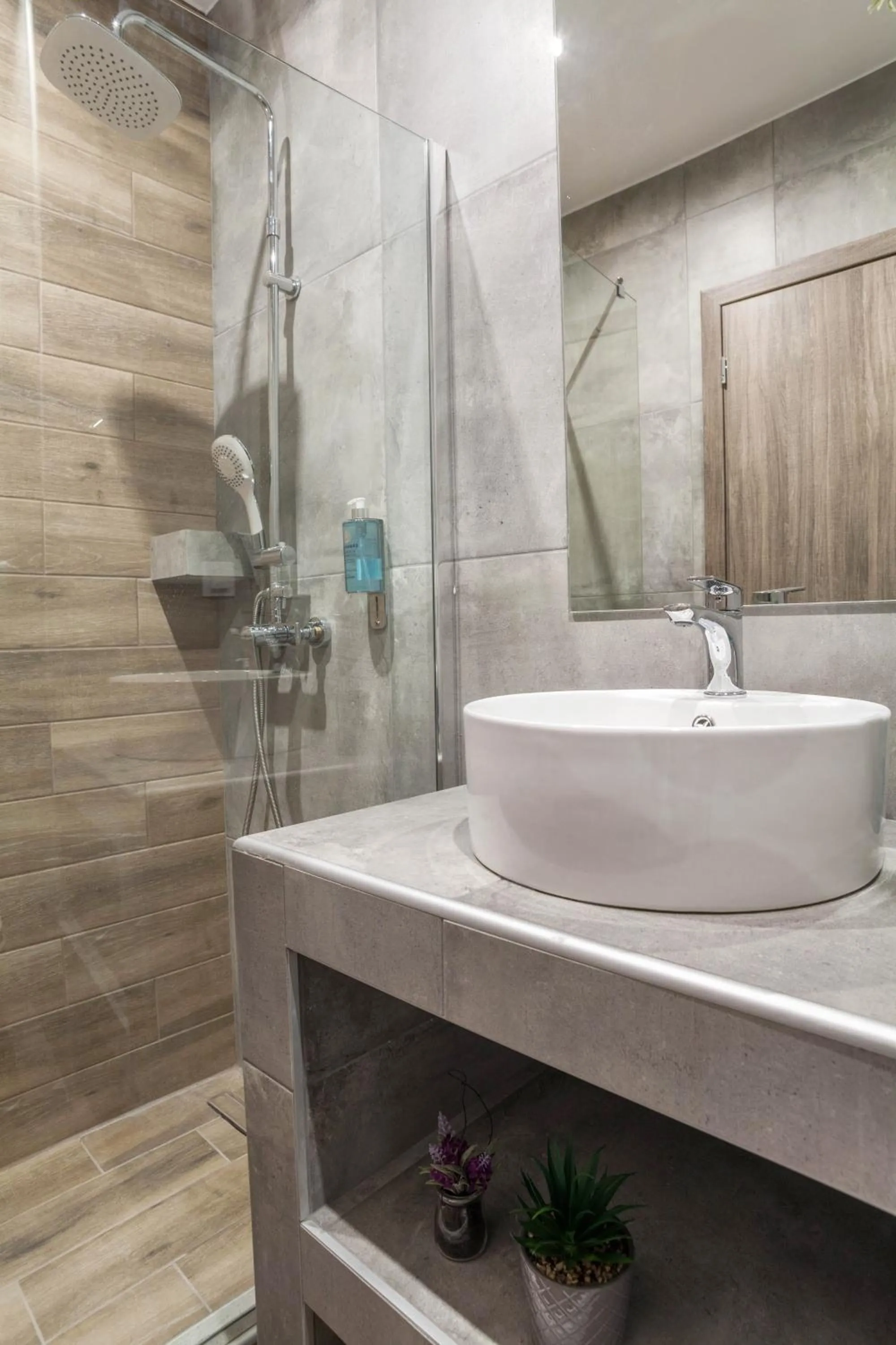 Bathroom in Raise Heraklion Boutique Apartments