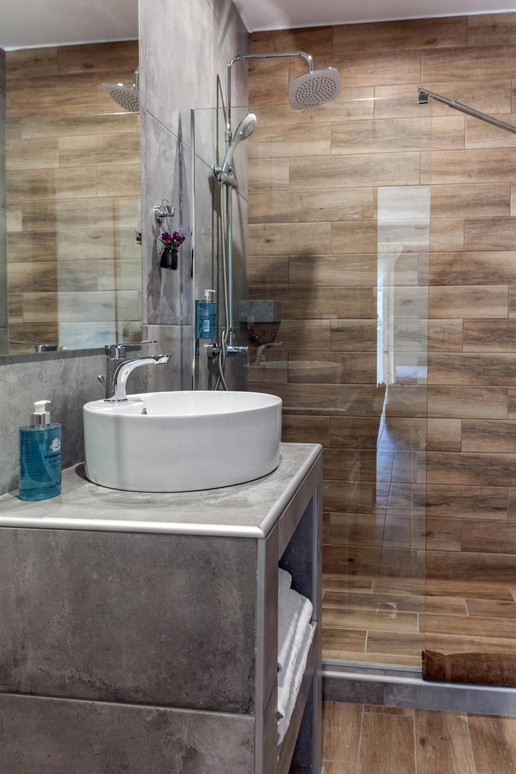 Bathroom in Raise Heraklion Boutique Apartments
