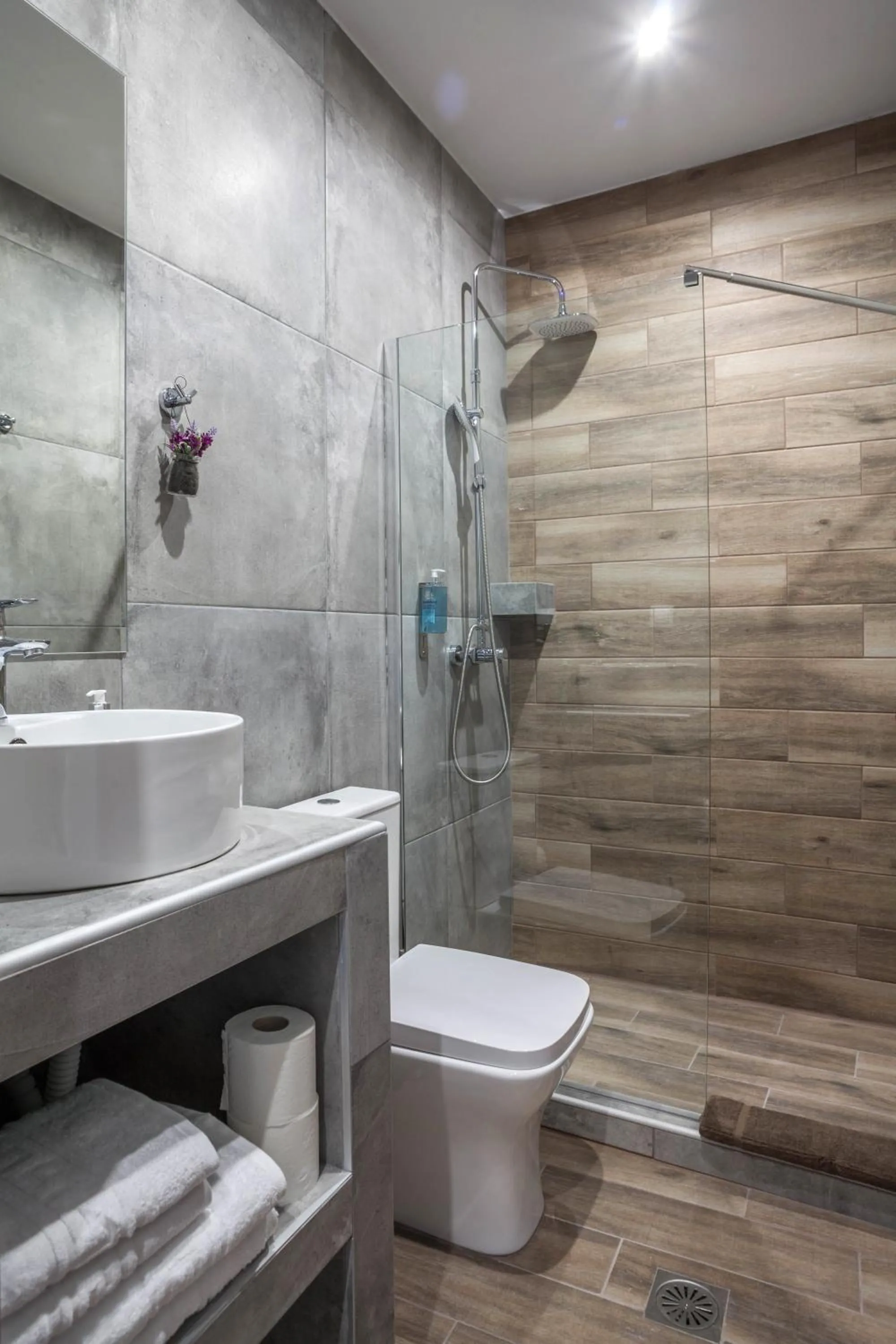 Bathroom in Raise Heraklion Boutique Apartments