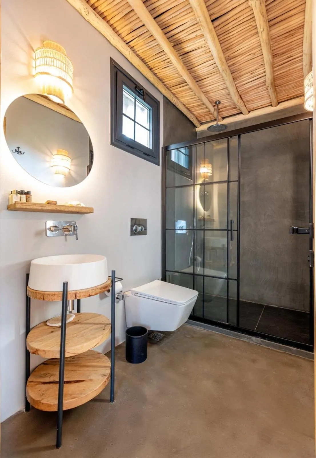 Shower in Dmira Alacati