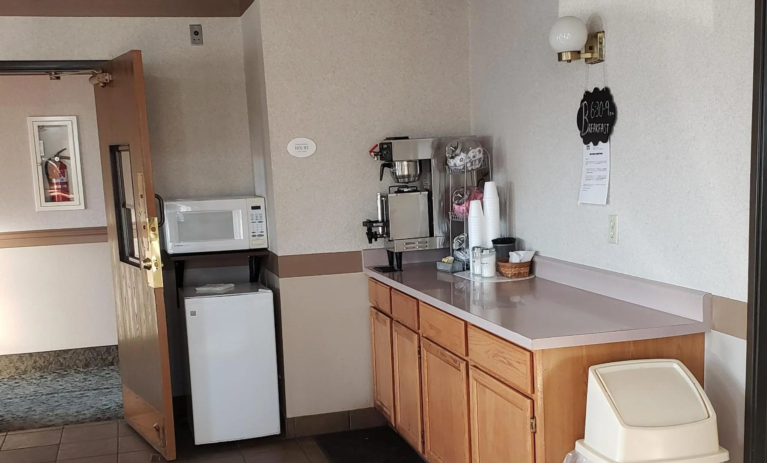 Coffee/tea facilities in STAY INN Burlington