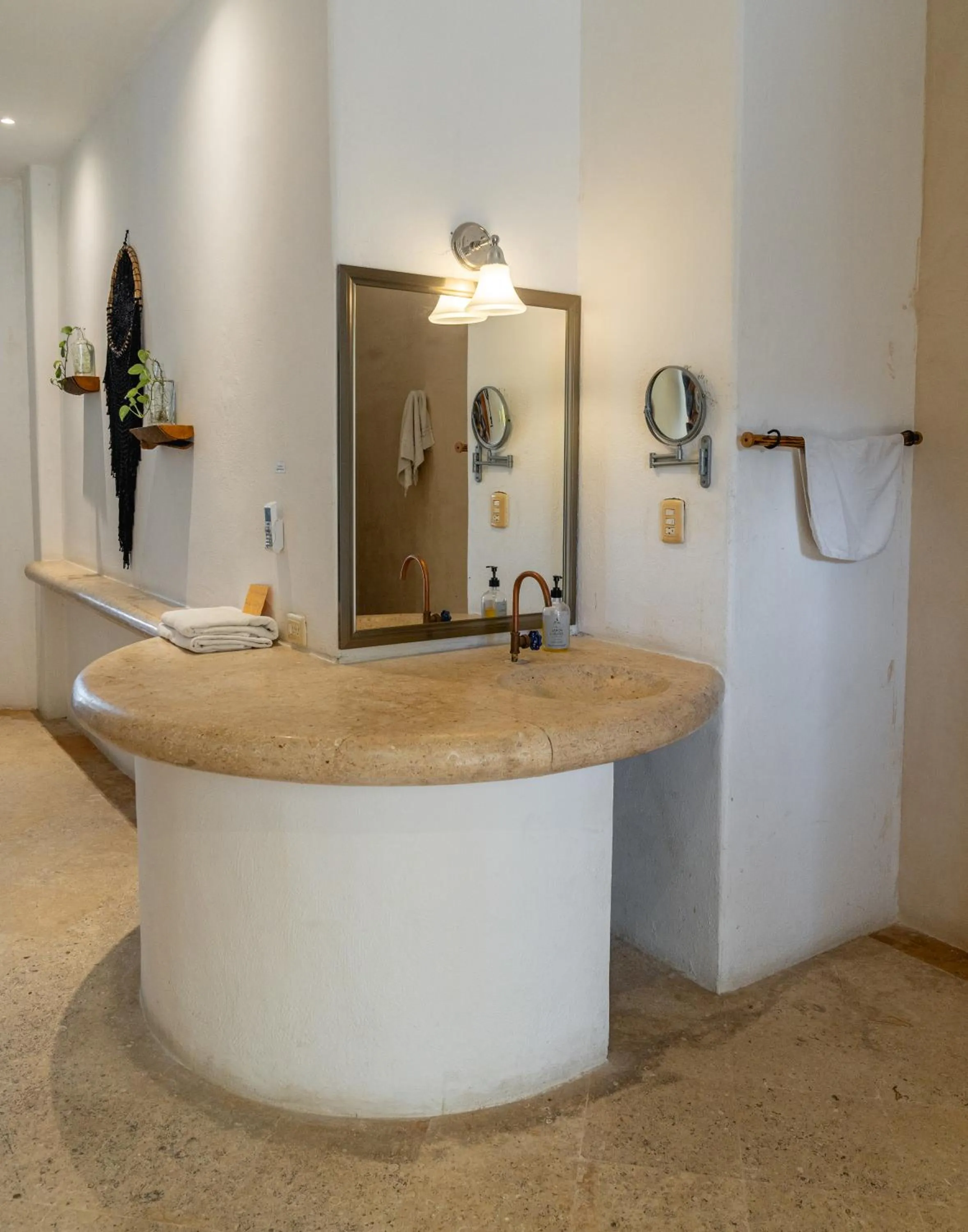 Bathroom in Tesoro Escondido