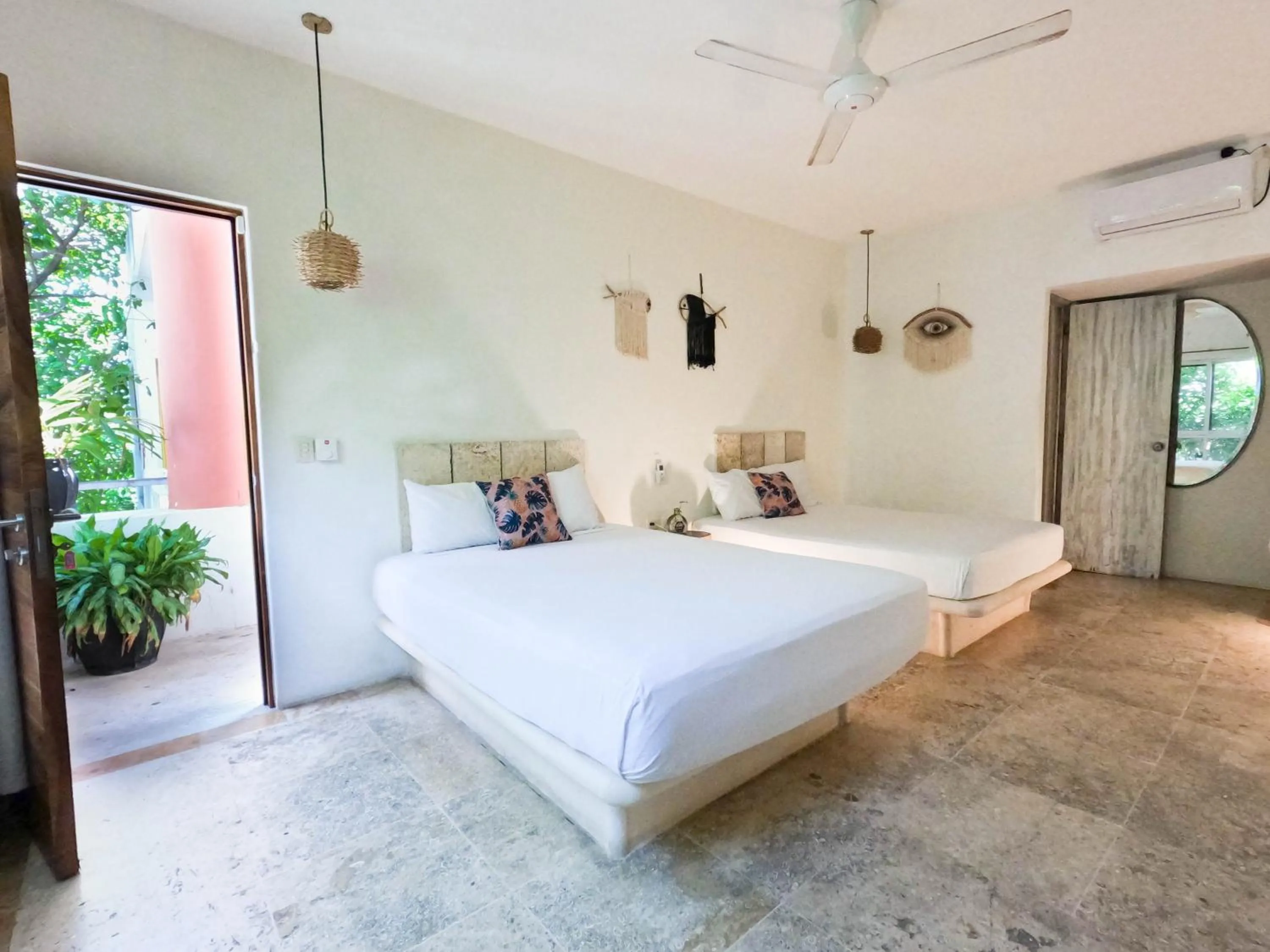 Bedroom, Bed in Tesoro Escondido