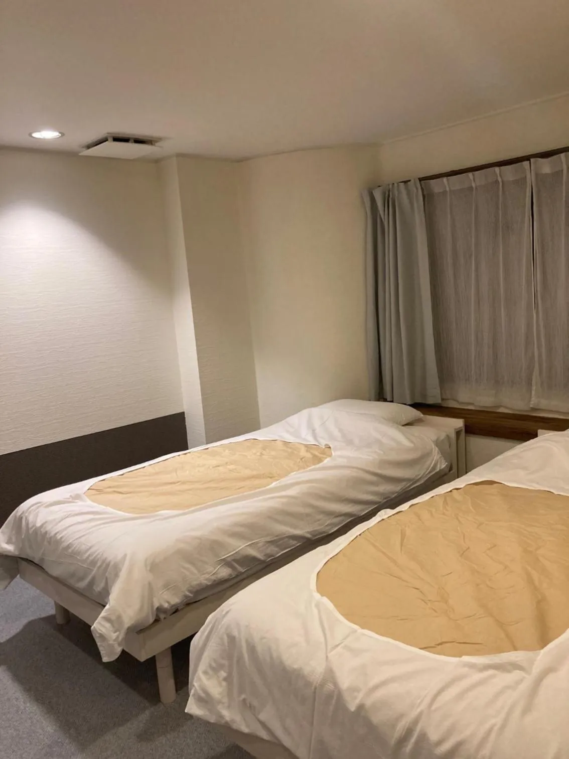 Photo of the whole room, Bed in J-Hoppers Beppu Guesthouse ジェイホッパーズ別府ゲストハウス