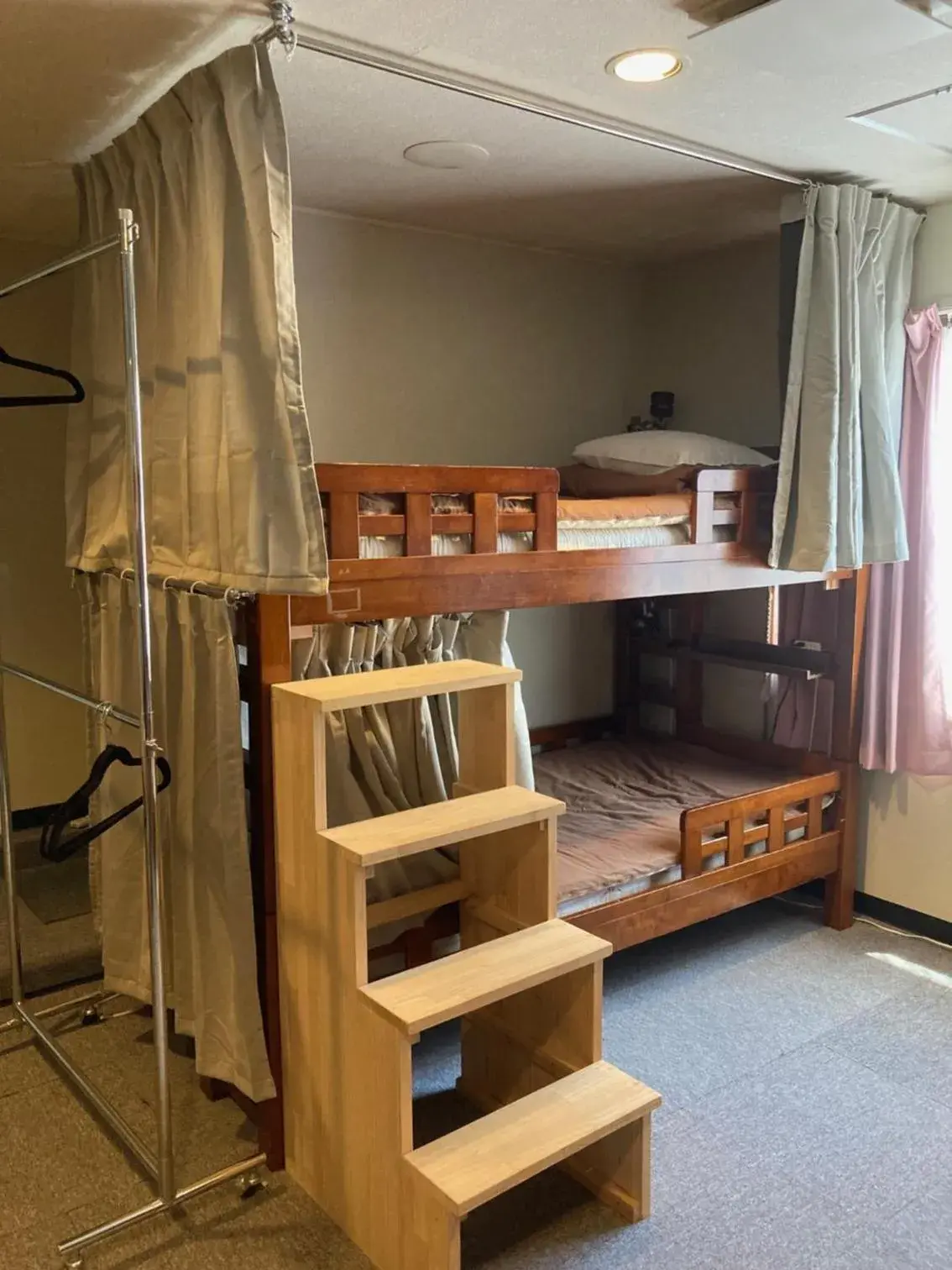 Bunk Bed in Female Dormitory Room in J-Hoppers Beppu Guesthouse ジェイホッパーズ別府ゲストハウス Bunk Bed in Female Dormitory Room in J-Hoppers Beppu Guesthouse ジェイホッパーズ別府ゲストハウス