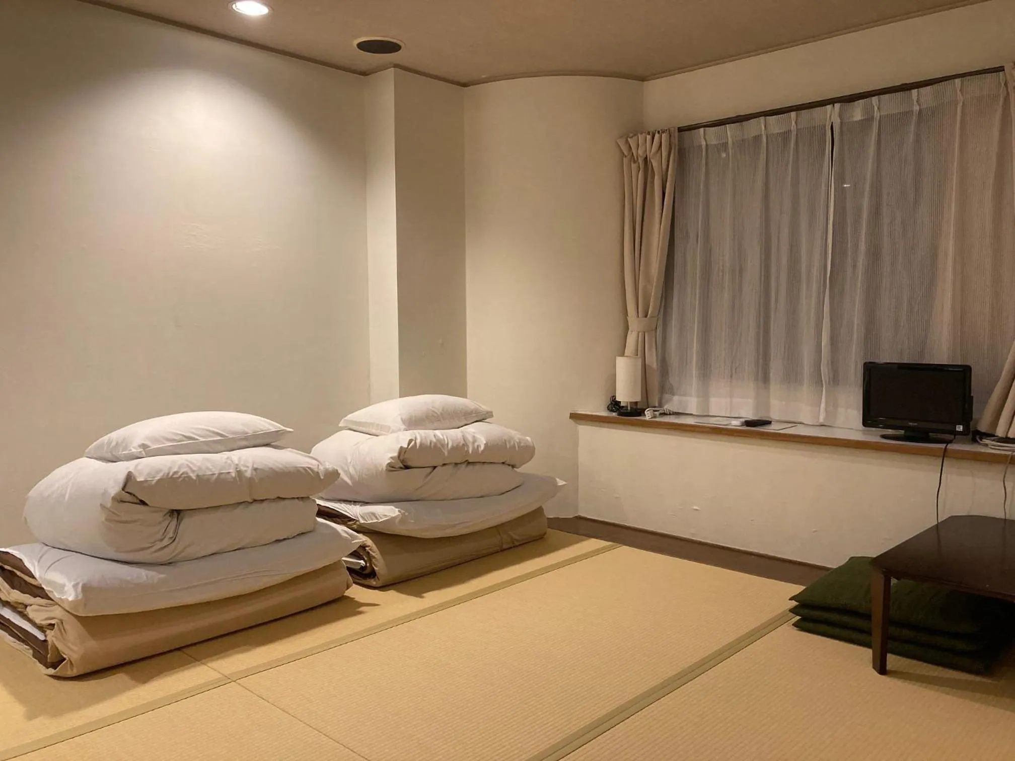 Photo of the whole room, Bed in J-Hoppers Beppu Guesthouse ジェイホッパーズ別府ゲストハウス