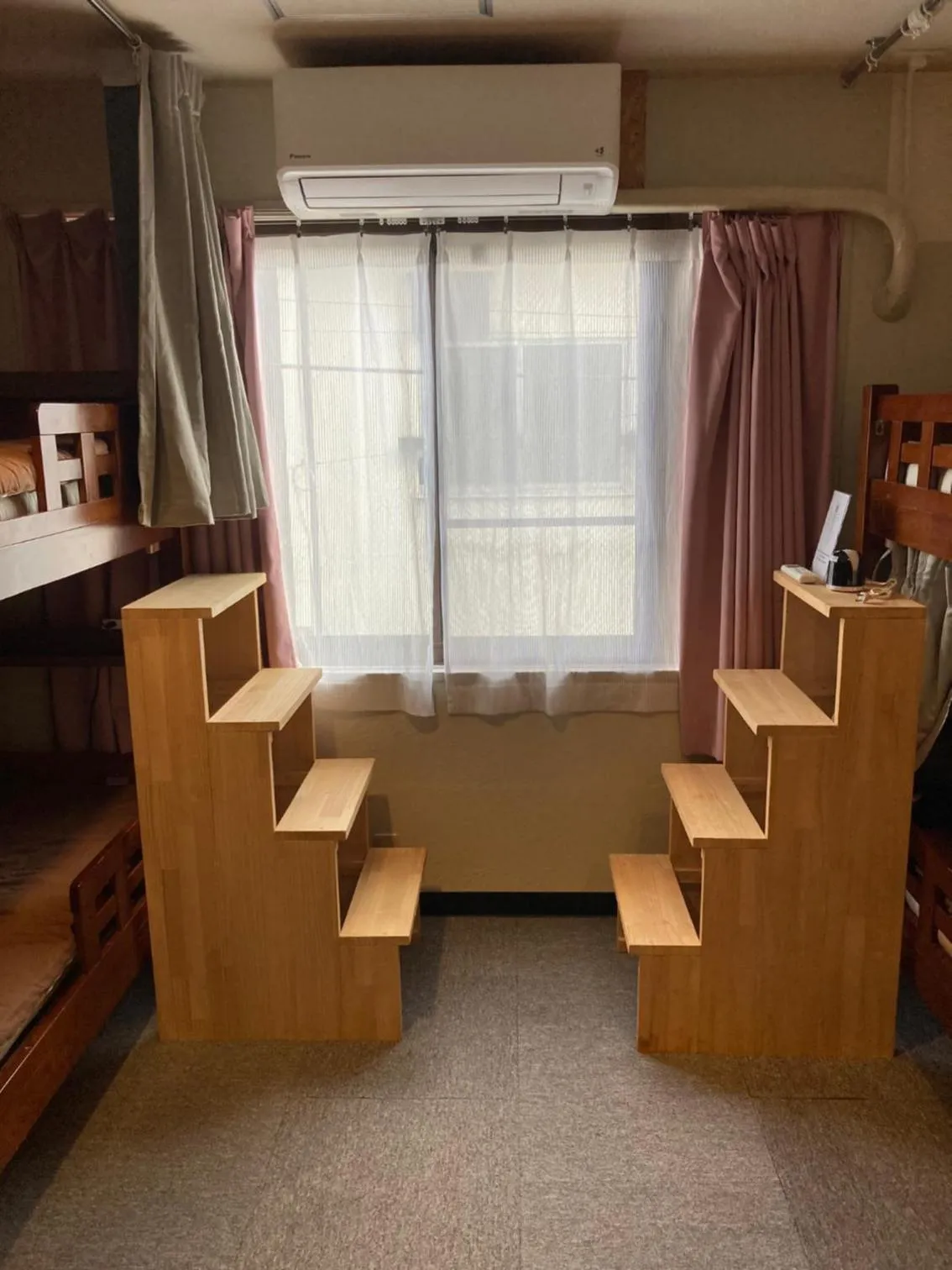 bunk bed, Bed in J-Hoppers Beppu Guesthouse ジェイホッパーズ別府ゲストハウス