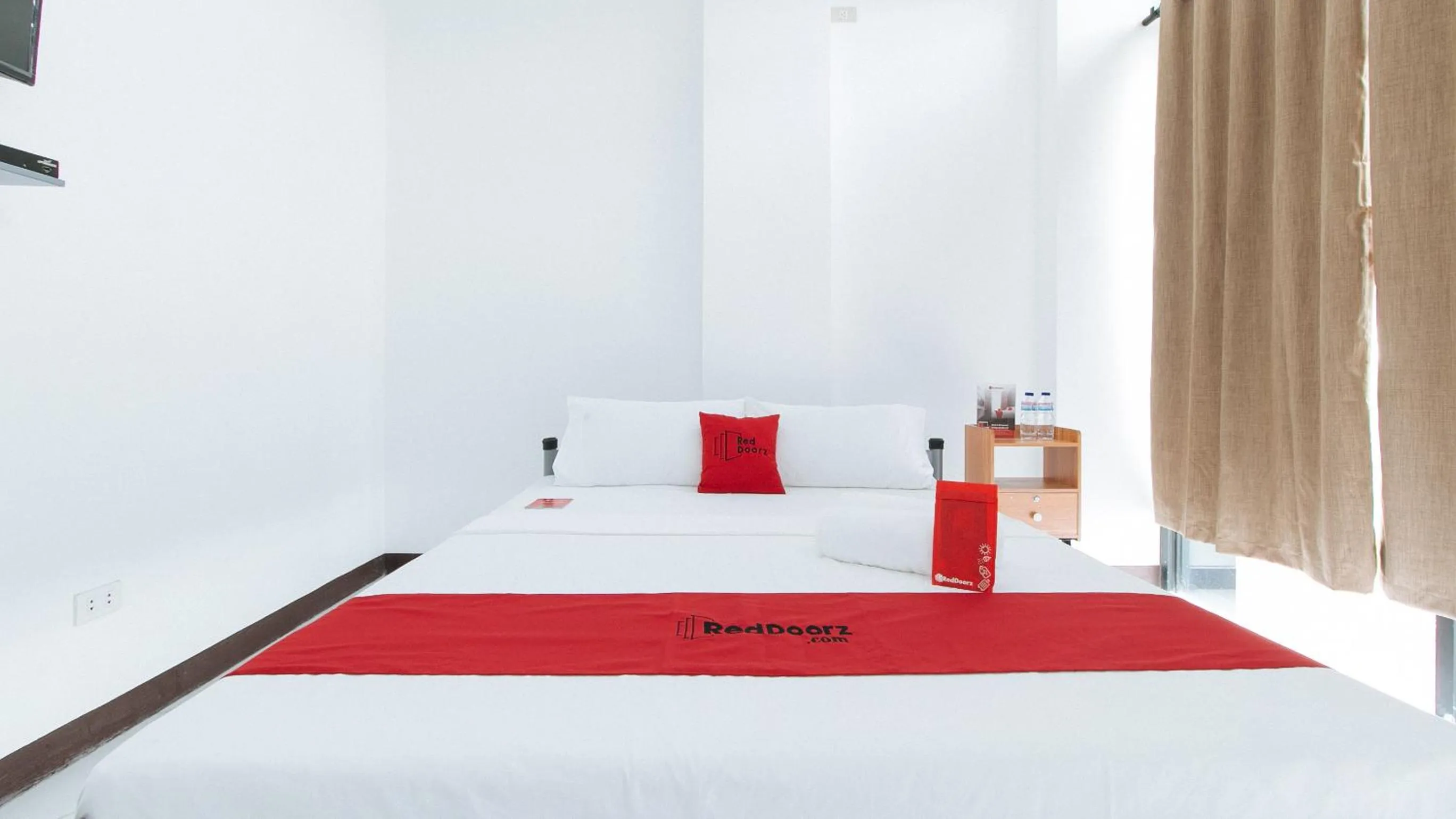 Bedroom, Bed in RedDoorz at Good 101 Paranaque