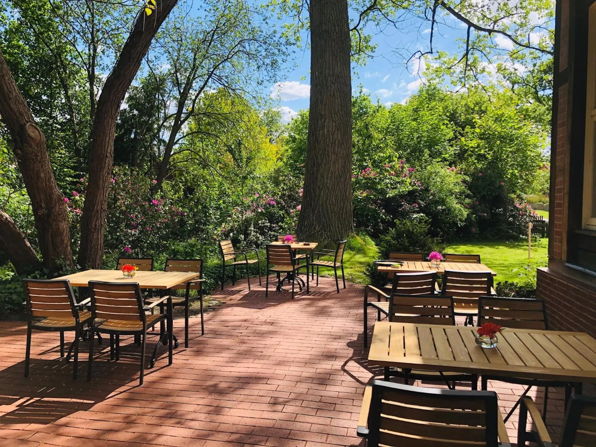 Garden in Landhotel Gutshof im Oertzetal in Oldendorf, Südheide