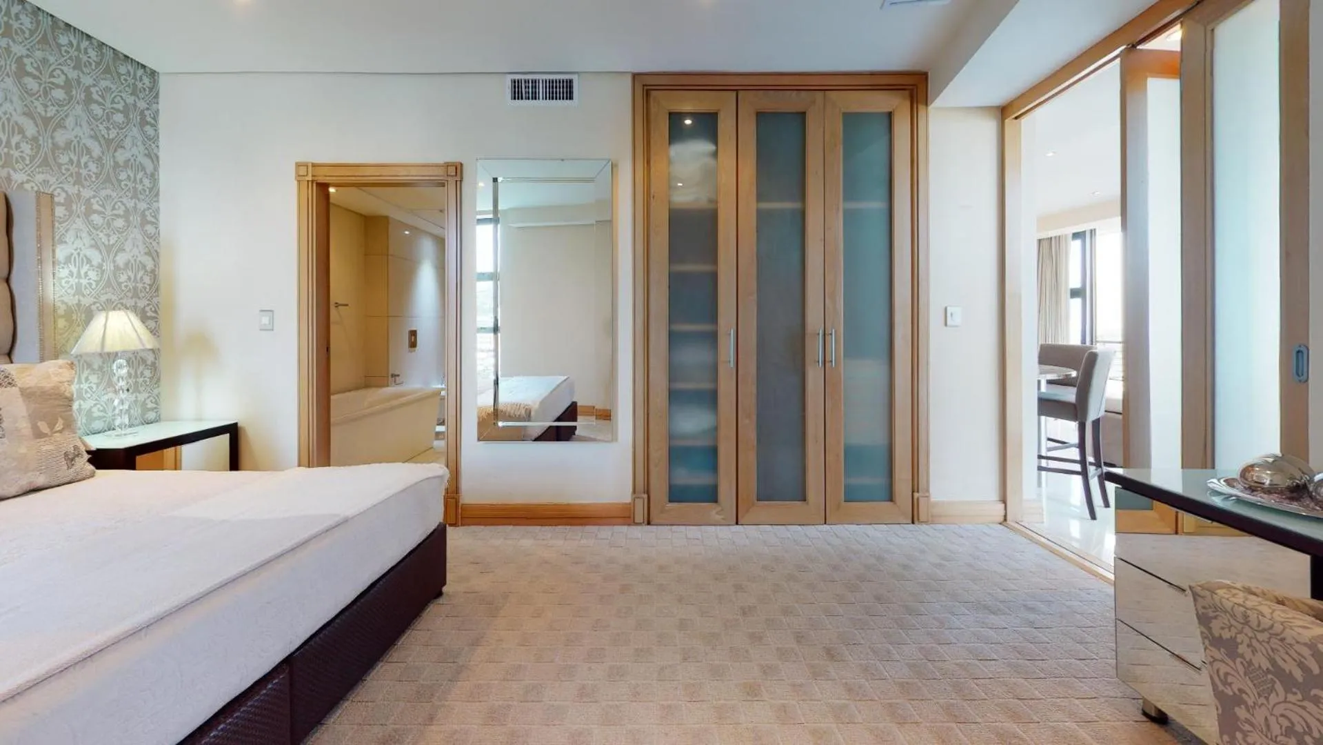 Bed in The Pearls, Apartment Dawn by Top Destinations Rentals