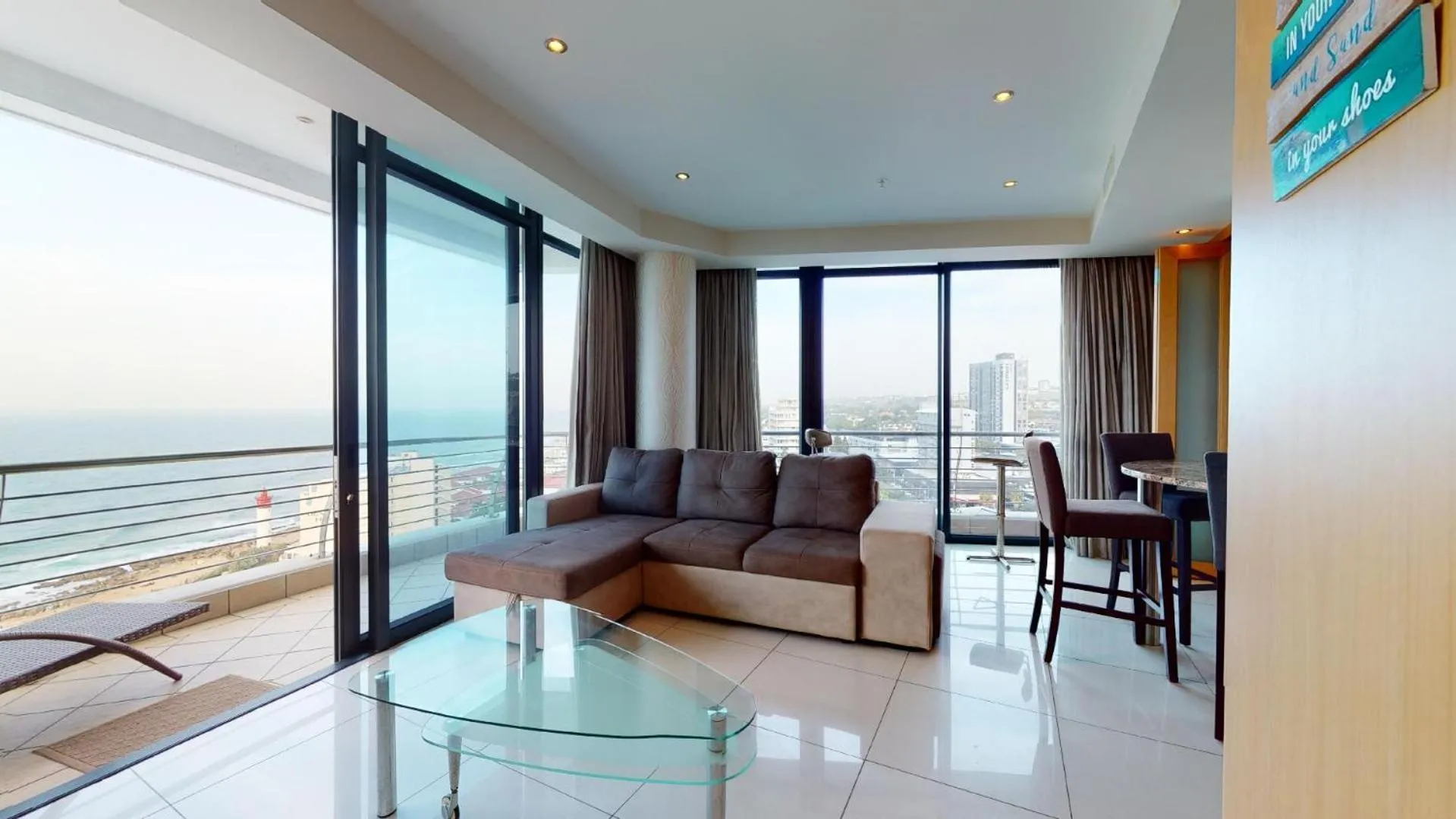Balcony/Terrace in The Pearls, Apartment Dawn by Top Destinations Rentals