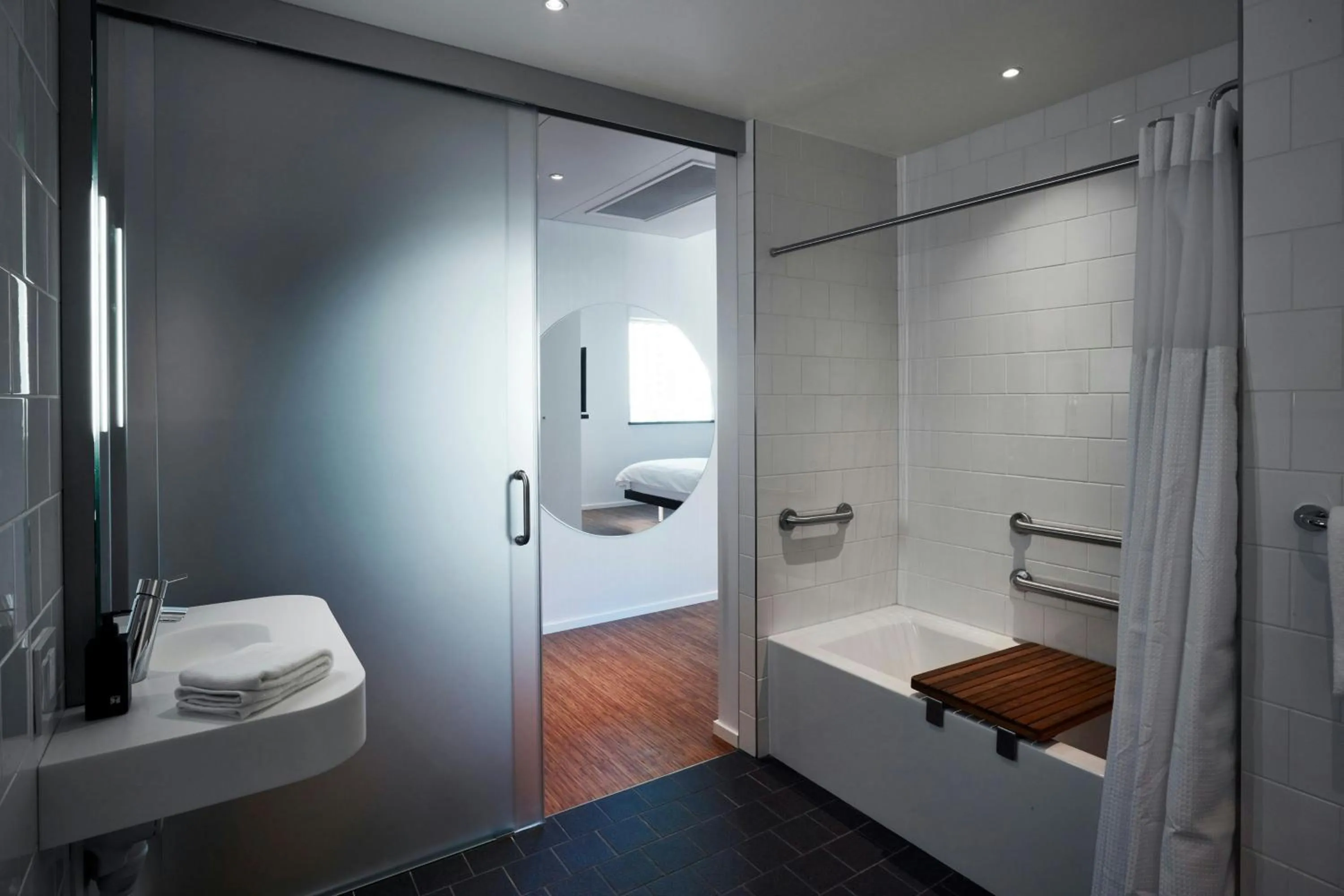 Bedroom in citizenM San Francisco Union Square