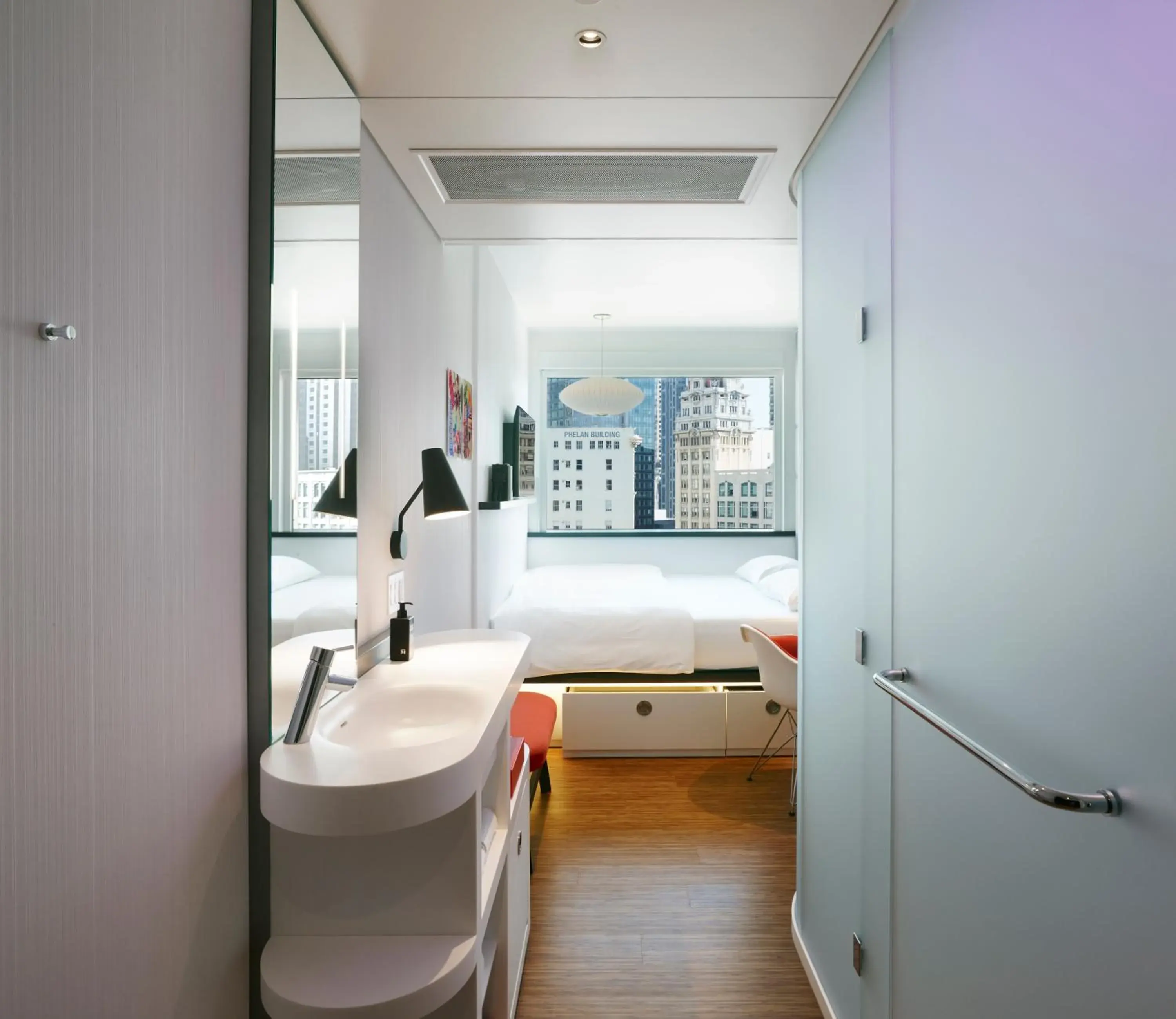 King Room - single occupancy in citizenM San Francisco Union Square King Room - single occupancy in citizenM San Francisco Union Square