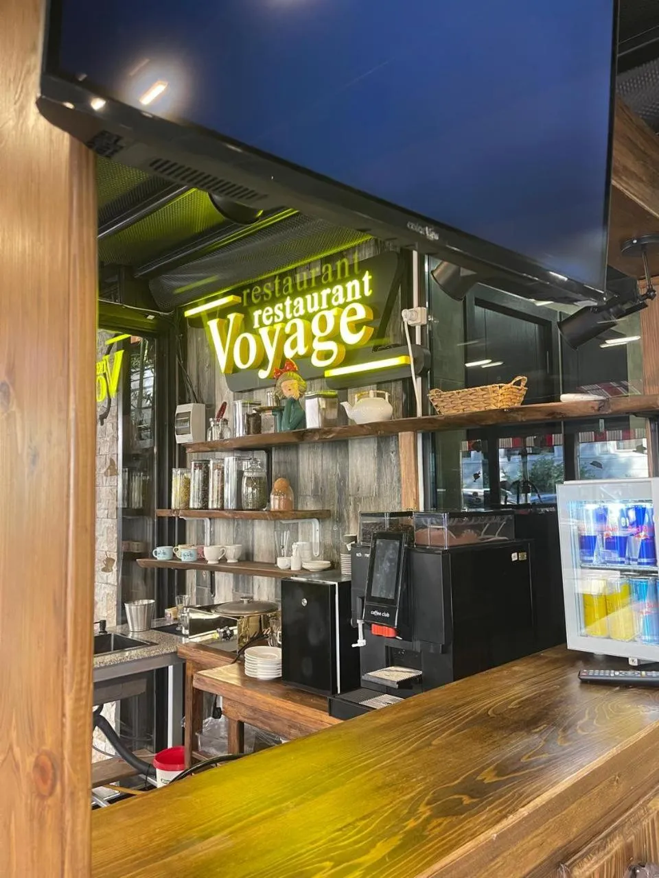 Restaurant/places to eat in Batumi West Hotel