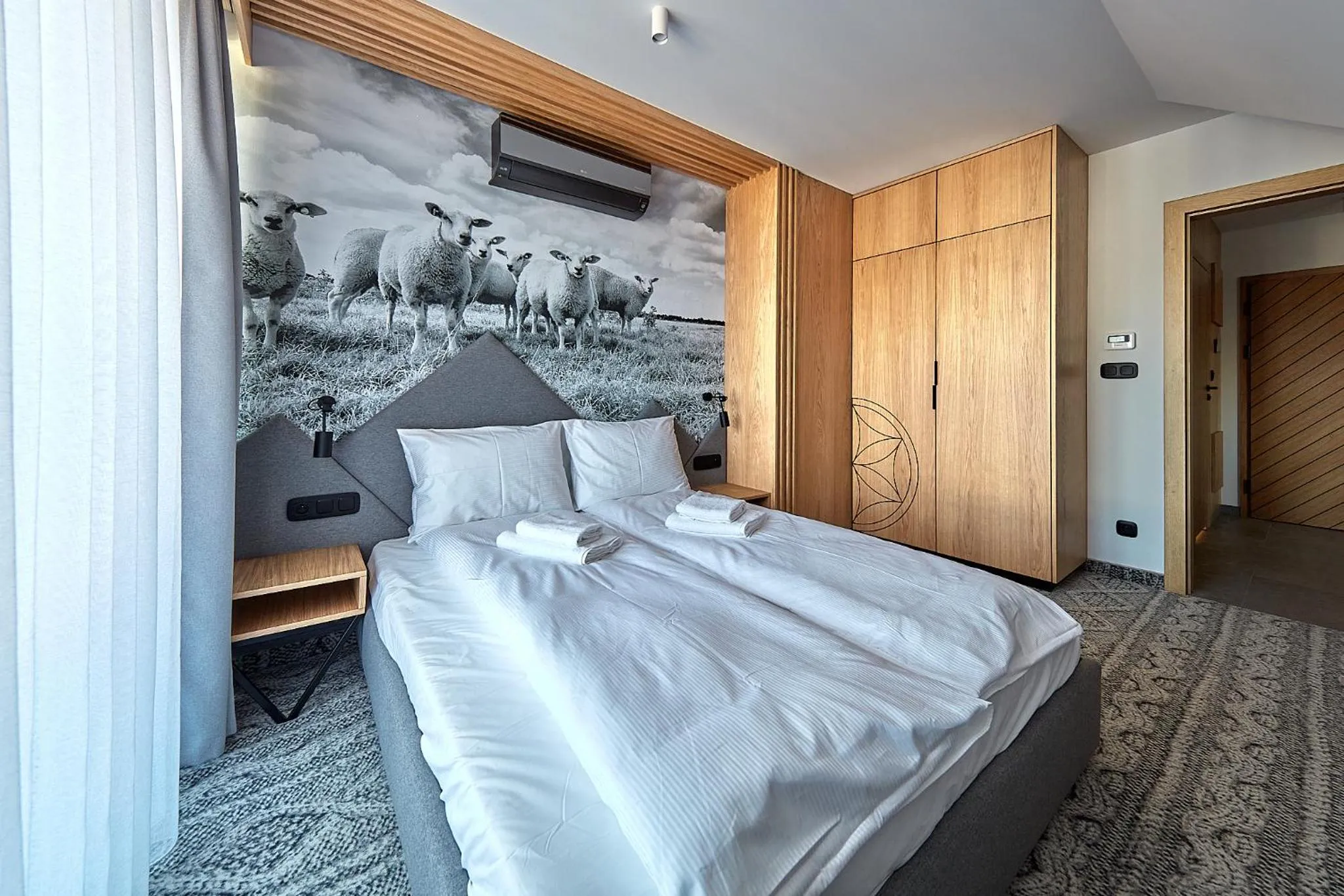 Bed in Tatra Square Apartments