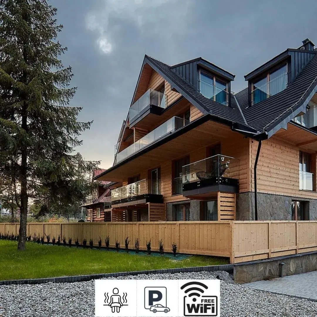 Tatra Square Apartments Tatra Square Apartments