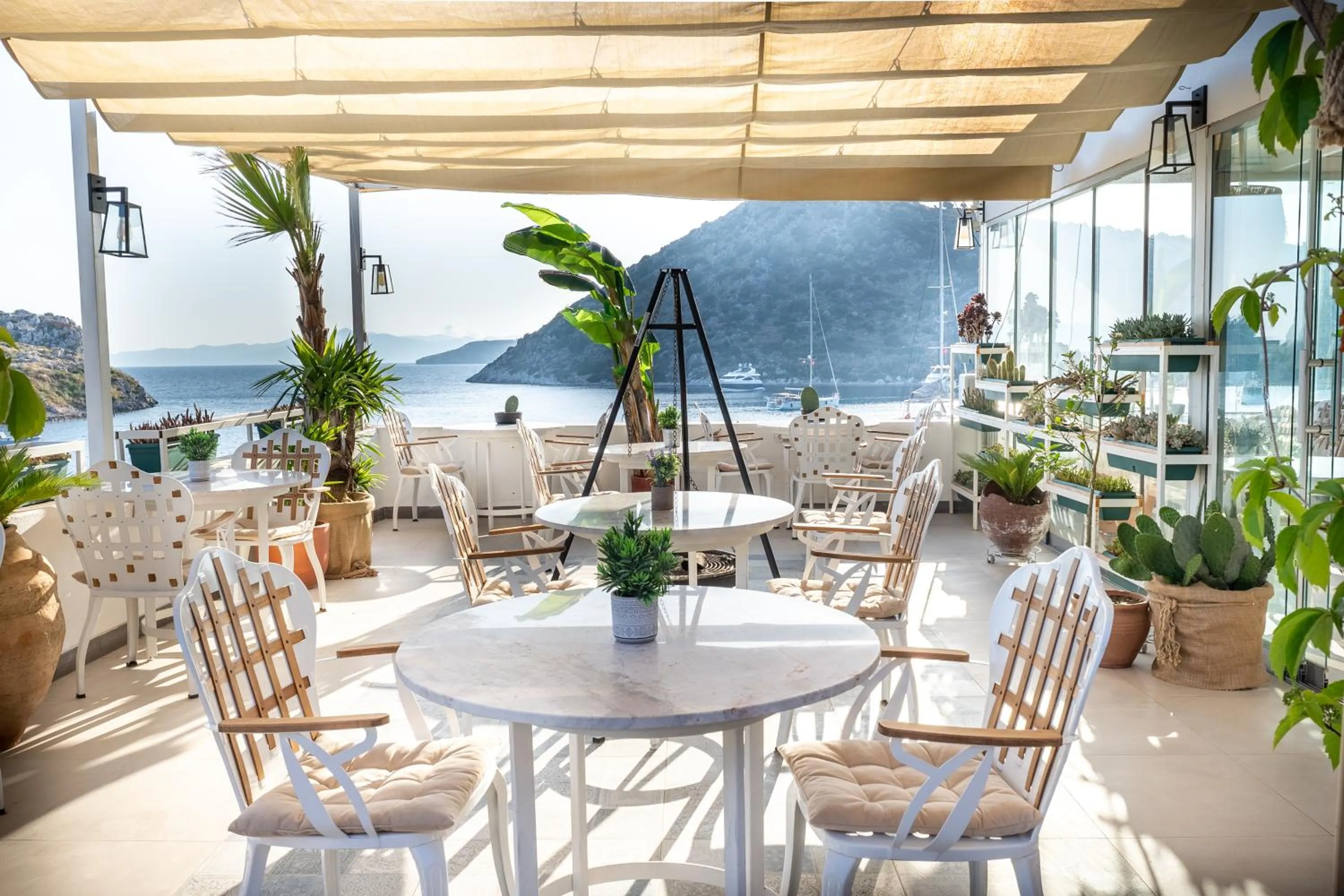 Seating area in Liman Hotel Gümüslük - Adult Only