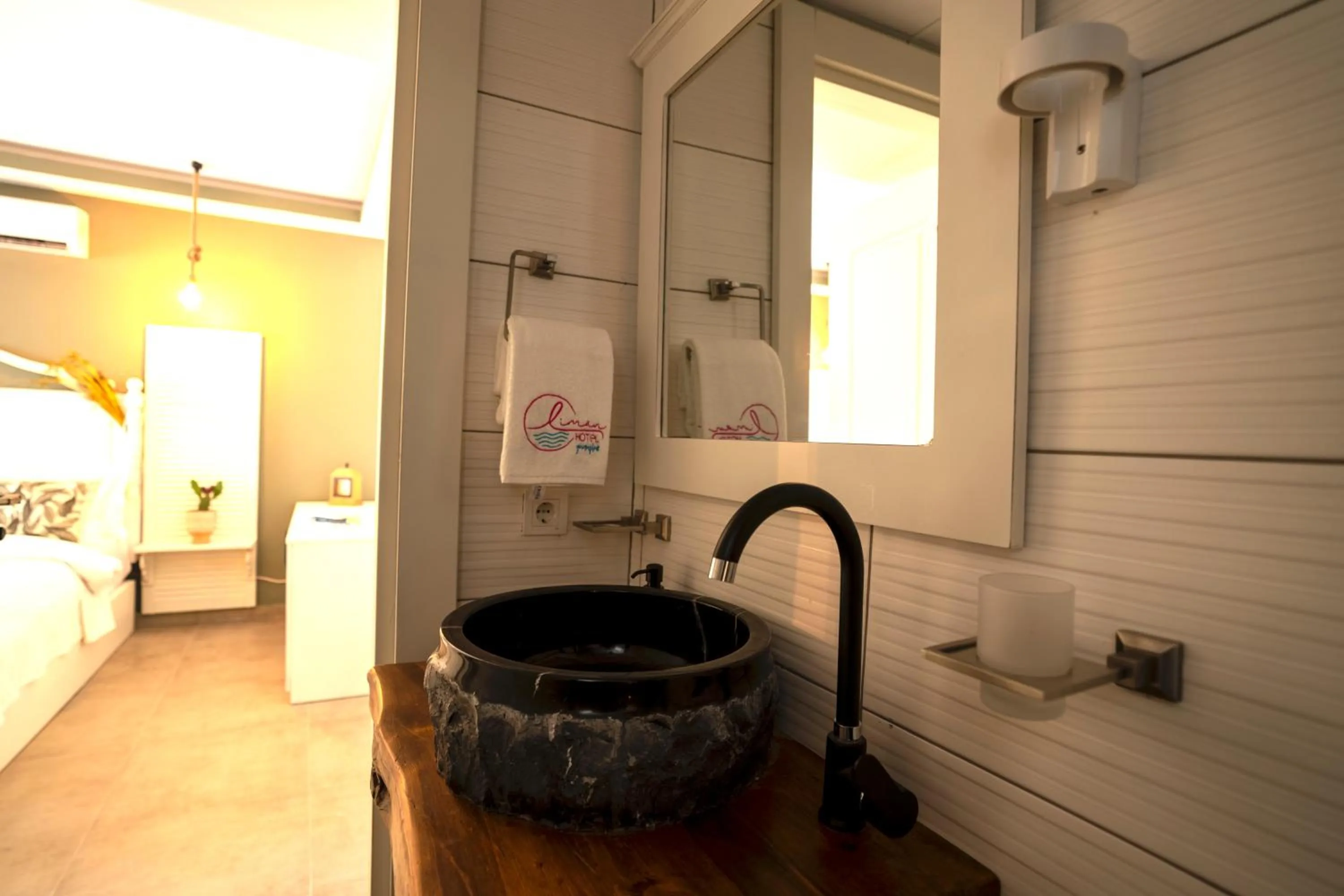 Bathroom in Liman Hotel Gümüslük - Adult Only