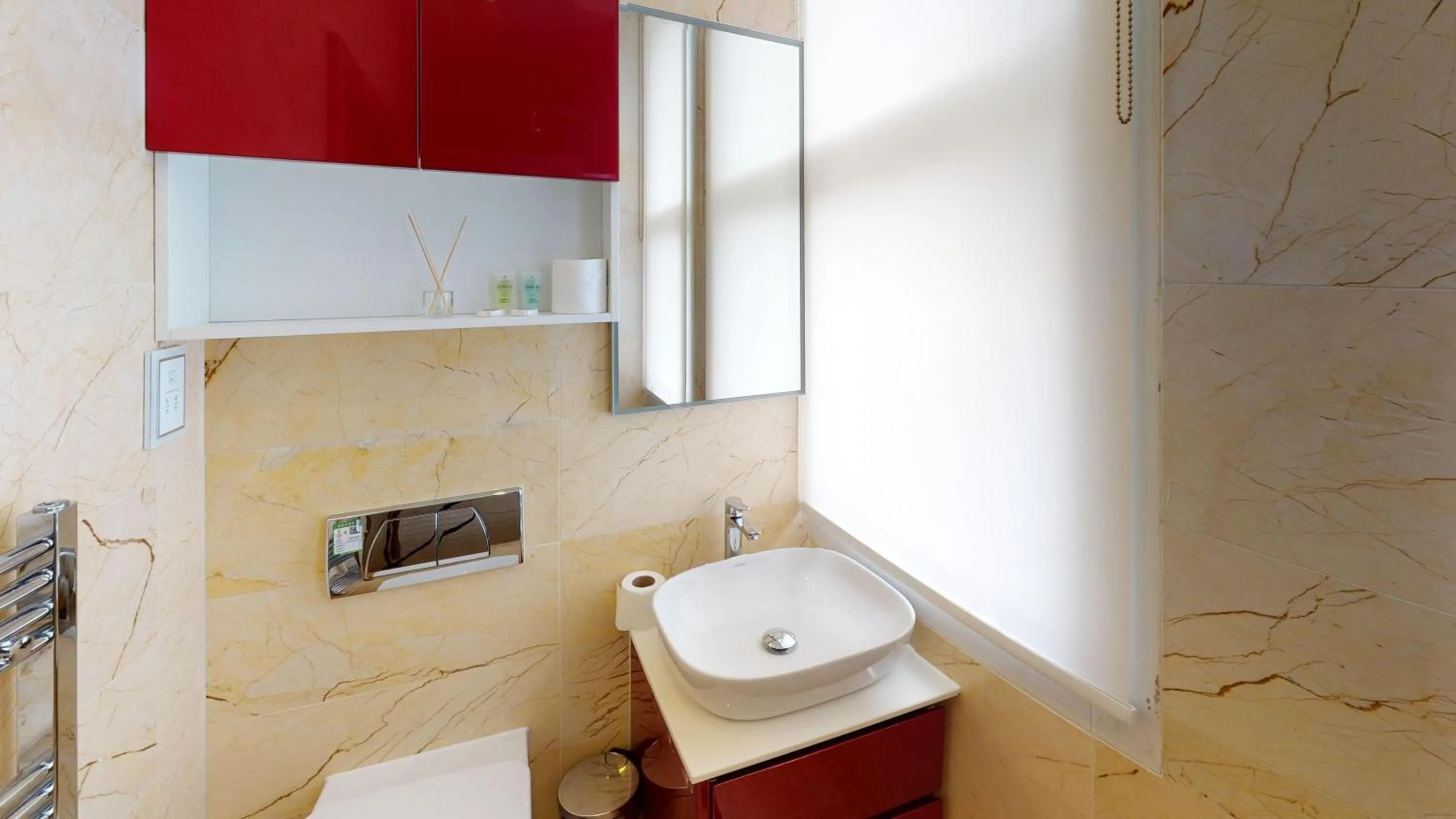 Bathroom in Charles Hope London Kew Bridge