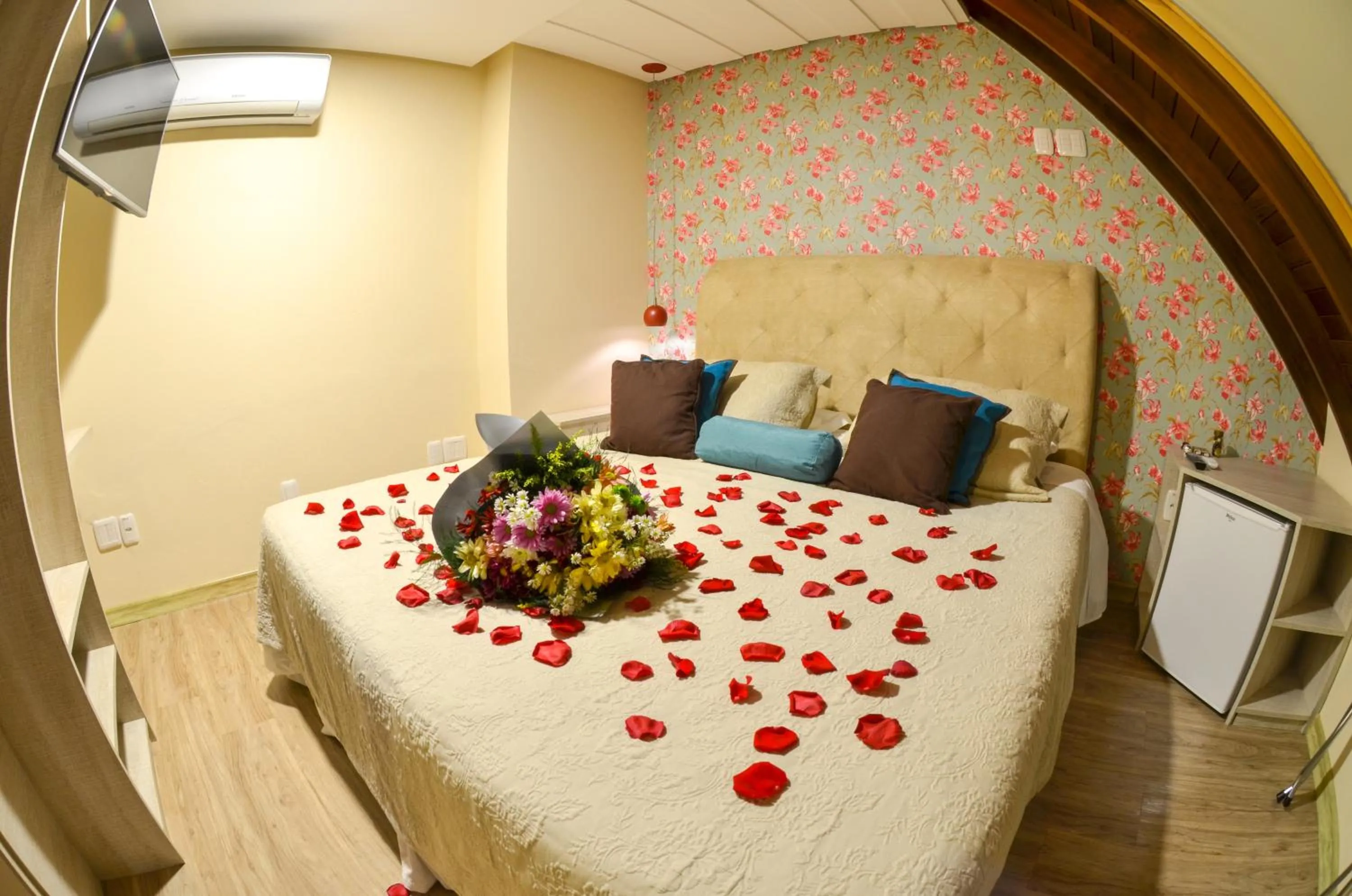 Bed in Hotel Renascença