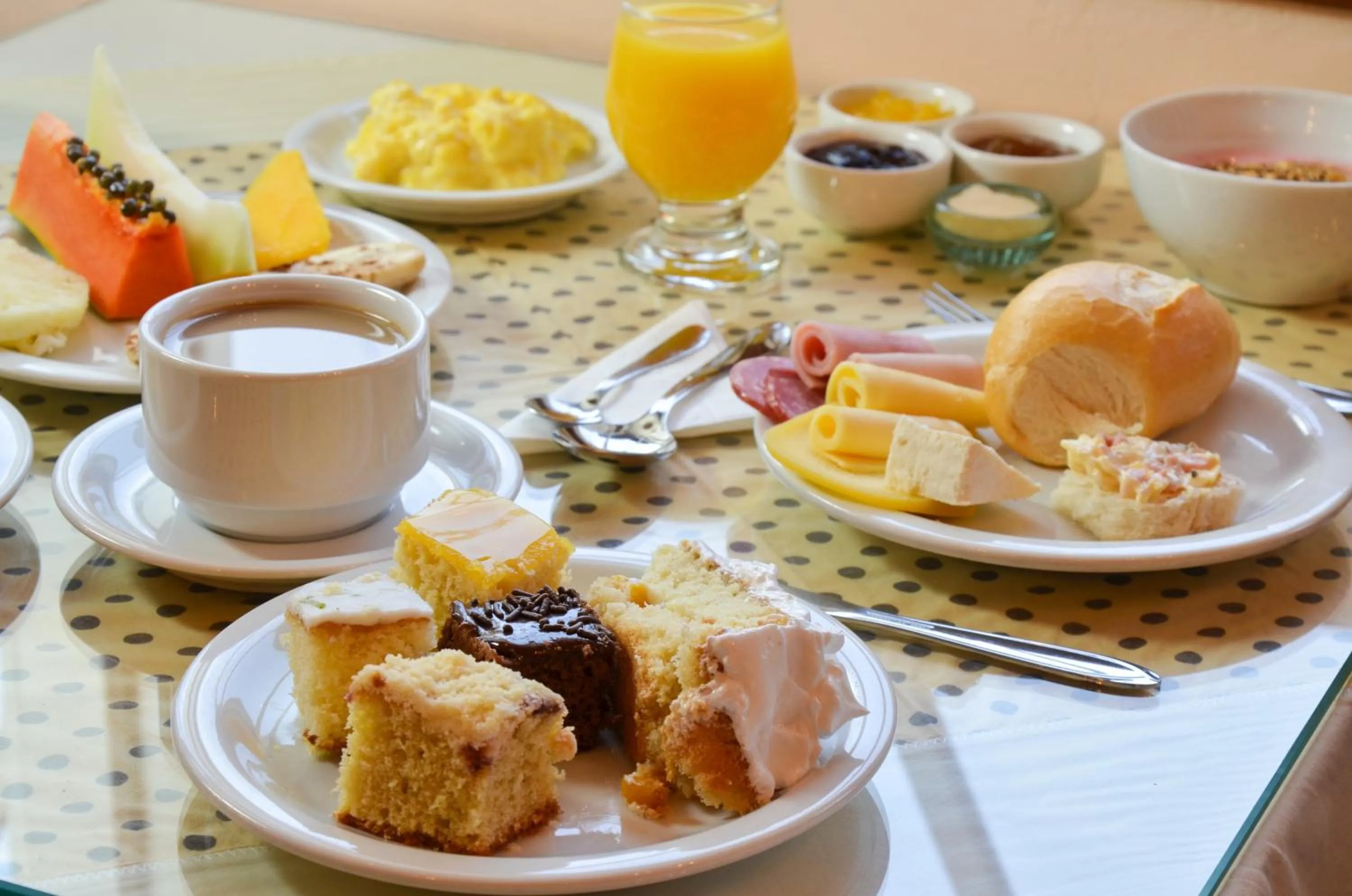 Food in Hotel Renascença
