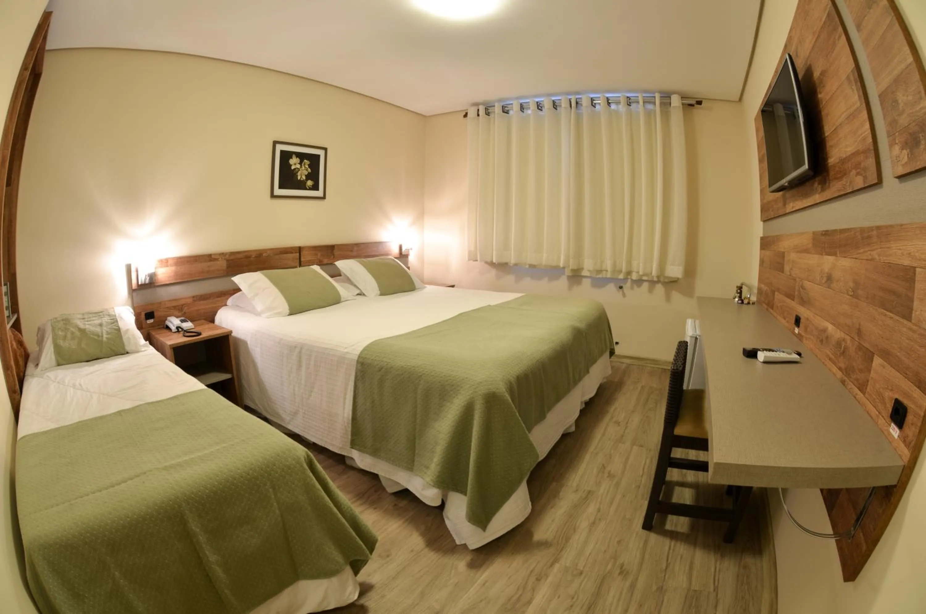 Photo of the whole room, Bed in Hotel Renascença