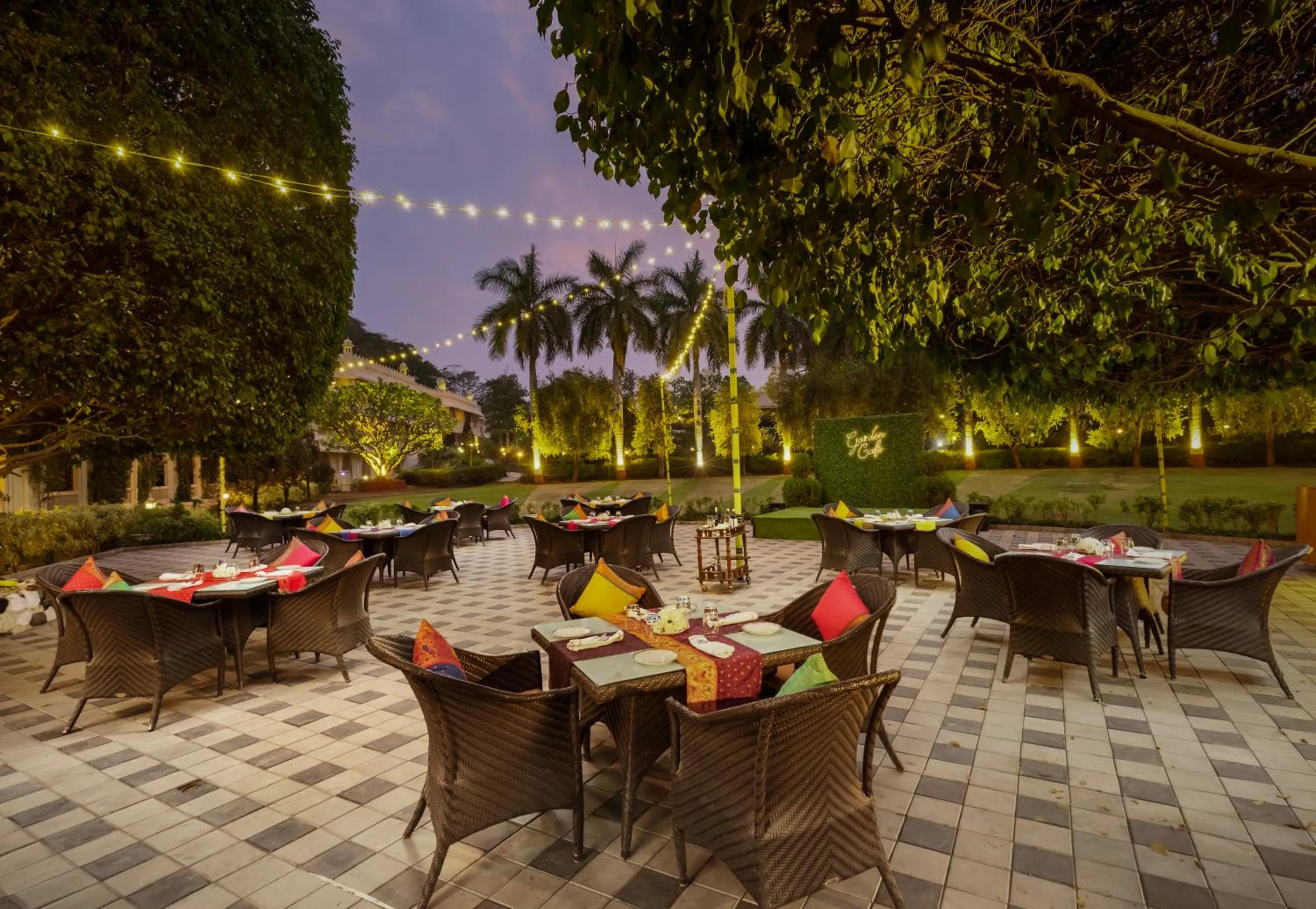 Gateway Aurangabad - Chhatrapati Sambhaji Nagar