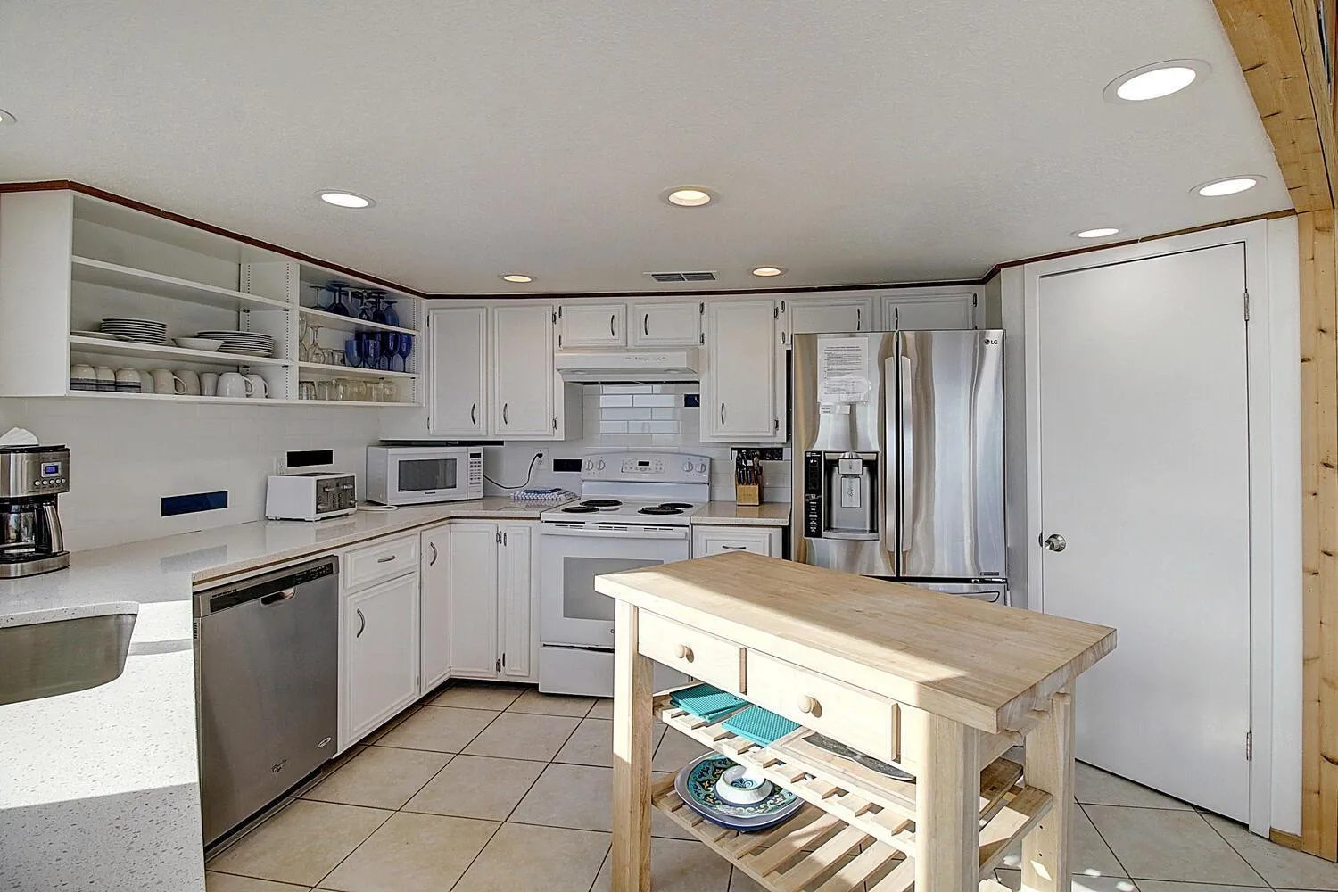 Other in Titas Sandcastle LC17 Pet Friendly