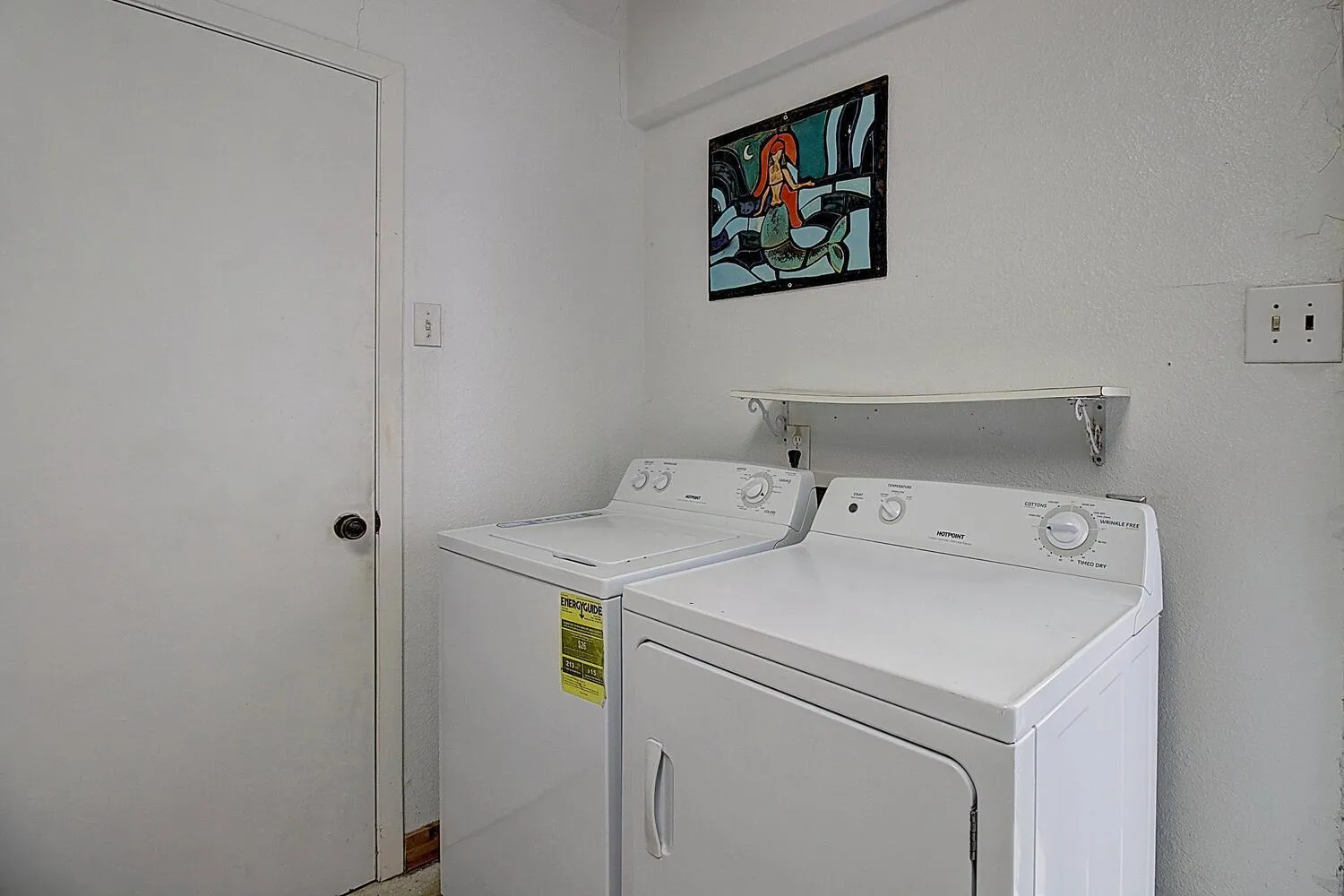 Other in Titas Sandcastle LC17 Pet Friendly