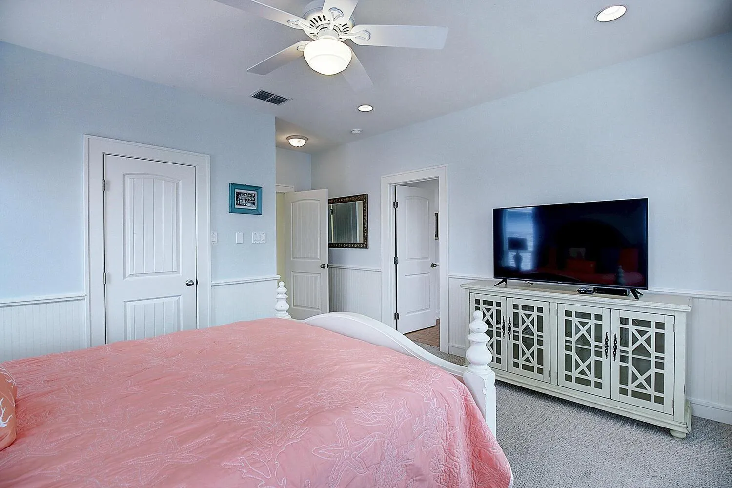 Other in Pelicans Perch VW21